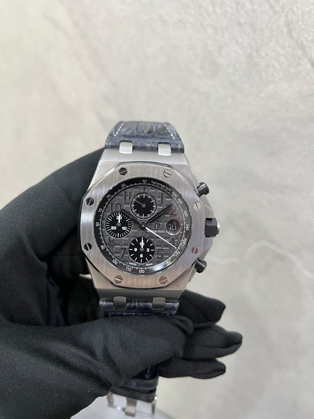 ROYAL OAK OFFSHORE CHRONOGRAPH 42MM 'ELEPHANT' AFTER MARKET STRAP (2015)