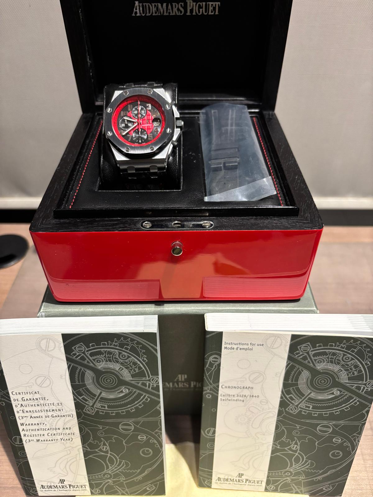 ROYAL OAK OFFSHORE CHRONOGRAPH 42MM 'MASATO' LIMITED EDITION (2011)