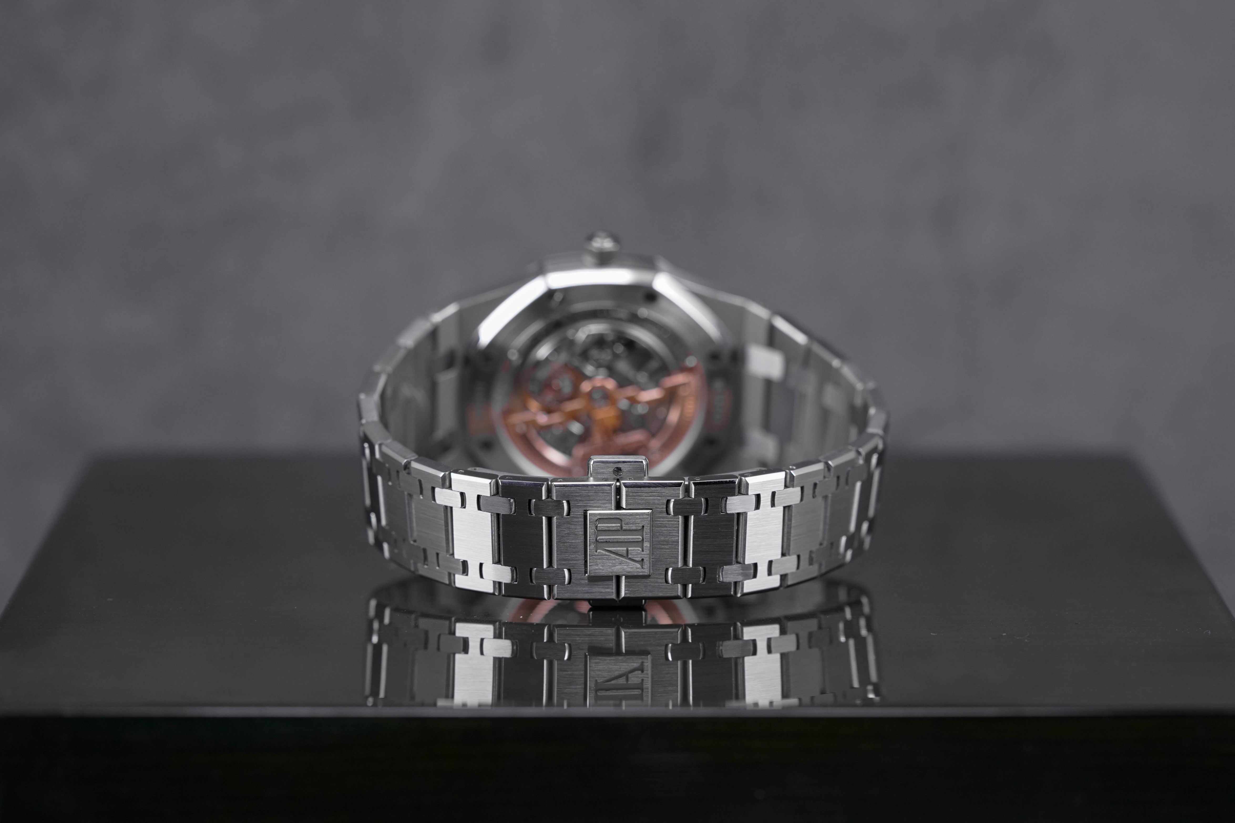 Harga AP Royal Oak 15202 Blue