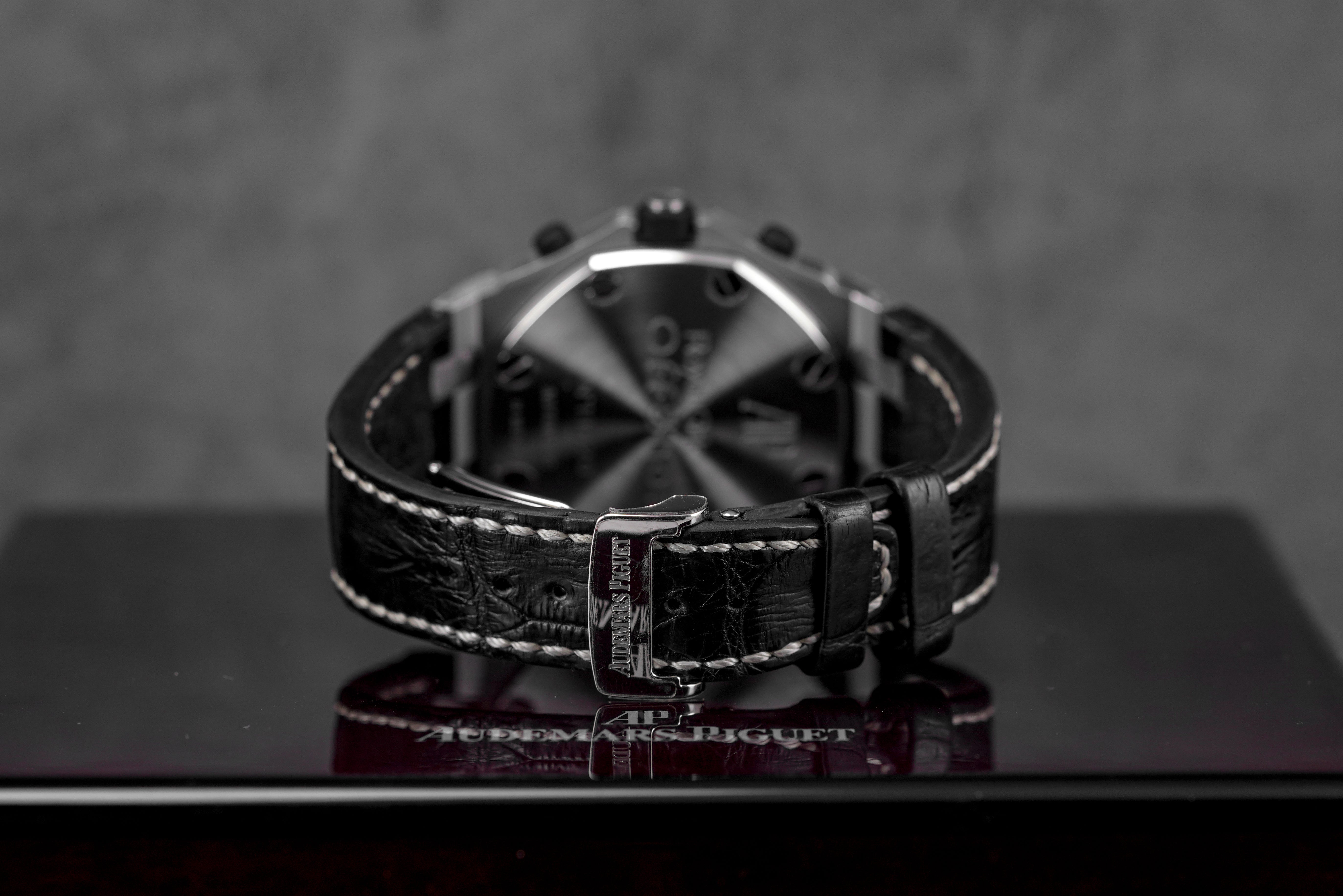 Harga AP Royal Oak Offshore Chronograph Panda