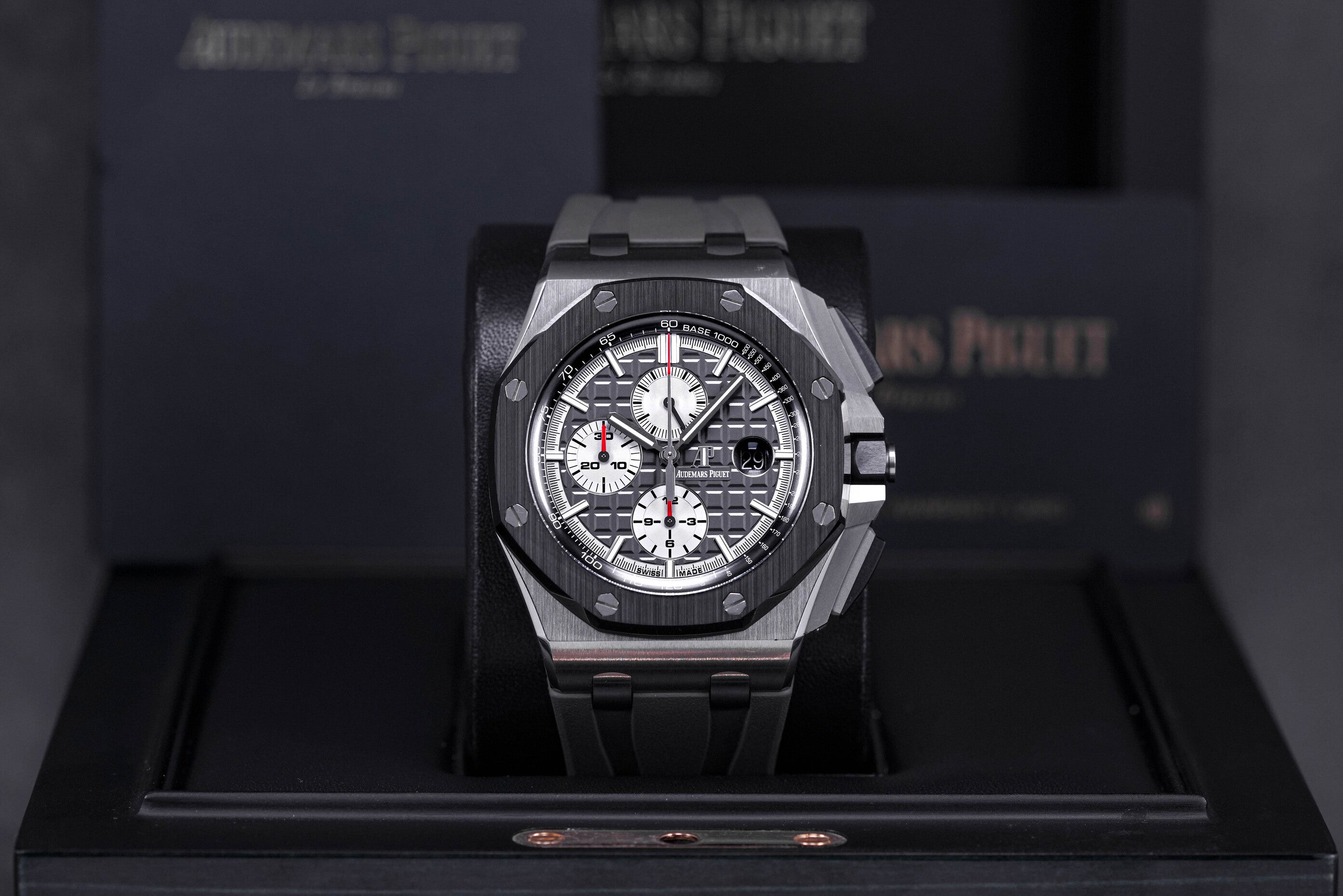 ROYAL OAK OFFSHORE CHRONOGRAPH TITANIUM BLACK CERAMIC GREY DIAL (2018)