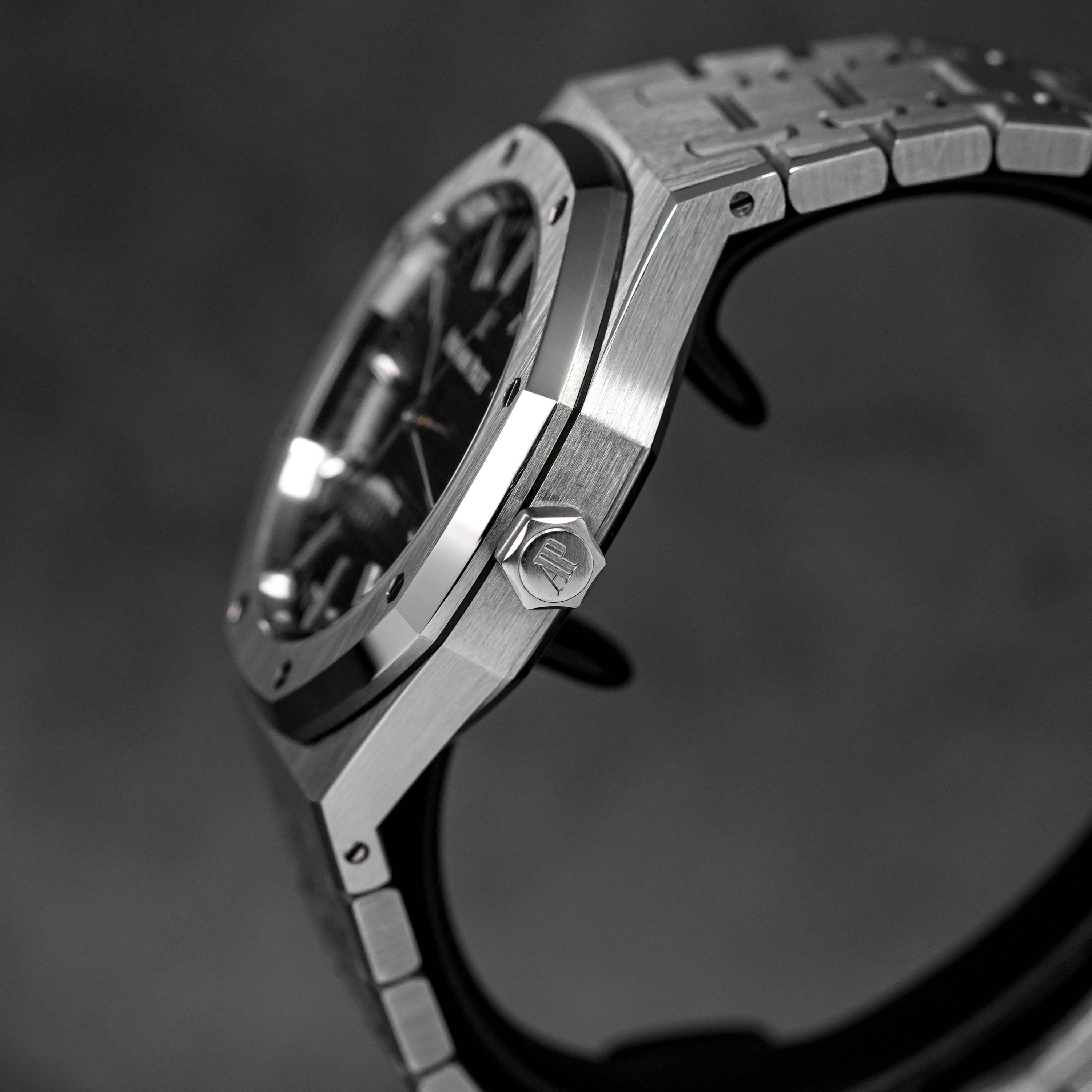 ROYAL OAK 41MM 15400 BLACK DIAL (2017)