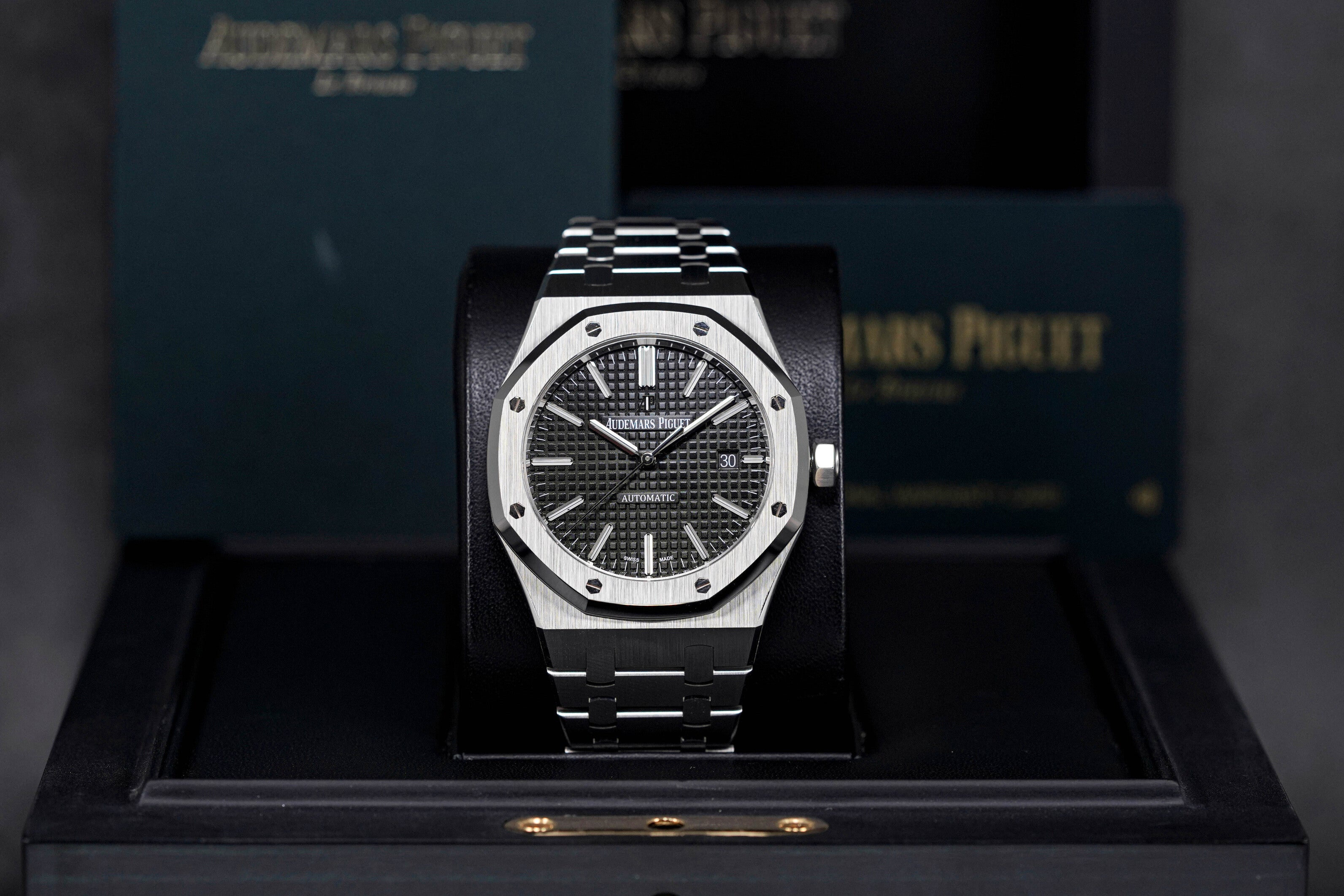 ROYAL OAK 41MM 15400 BLACK DIAL (2017)