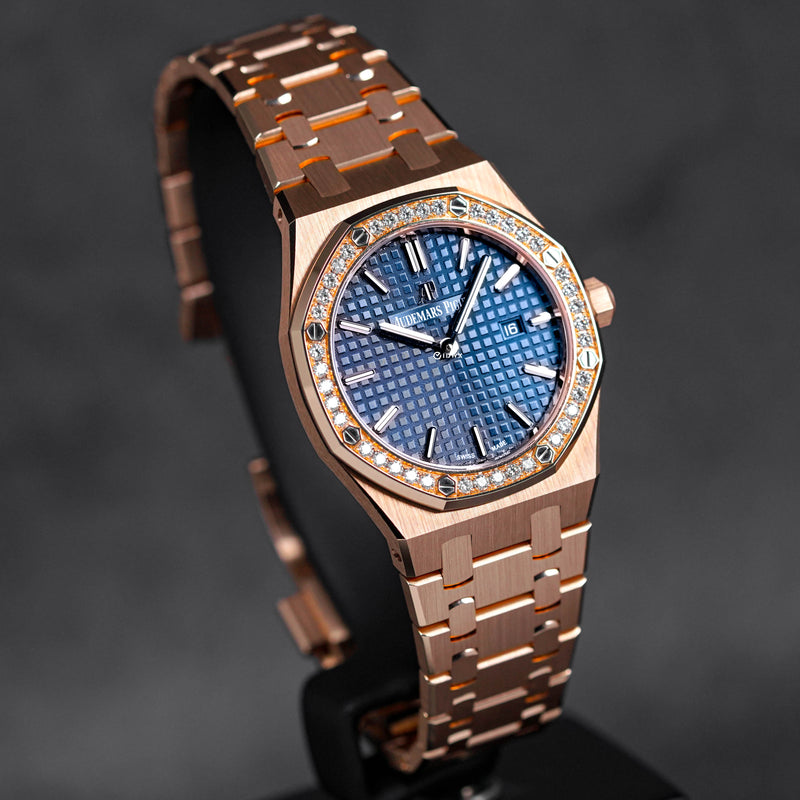 ROYAL OAK 33MM ROSEGOLD BLUE DIAL DIAMOND BEZEL (2022)