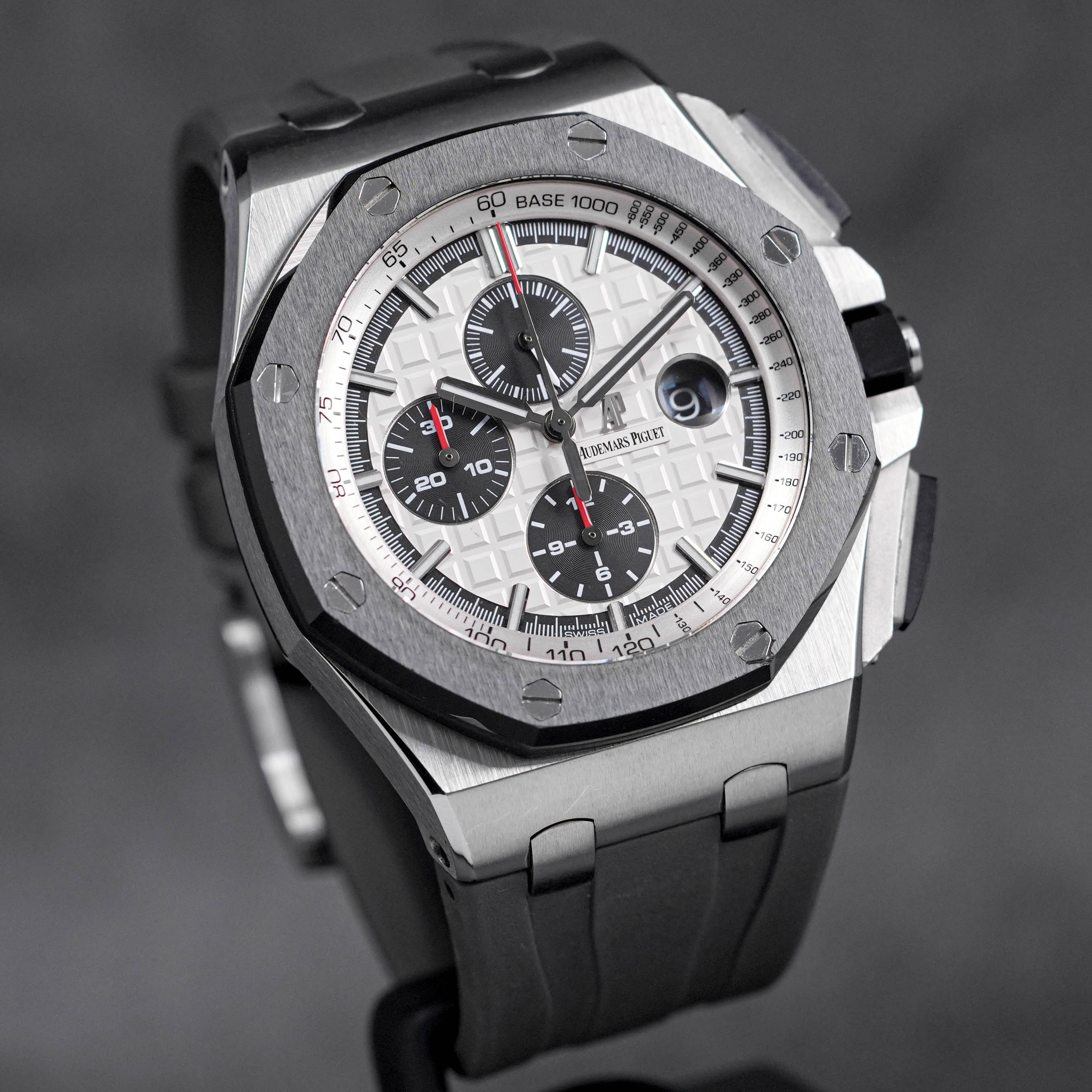 ROYAL OAK OFFSHORE CHRONOGRAPH 44MM NOVELTY WHITE PANDA DIAL (2013)