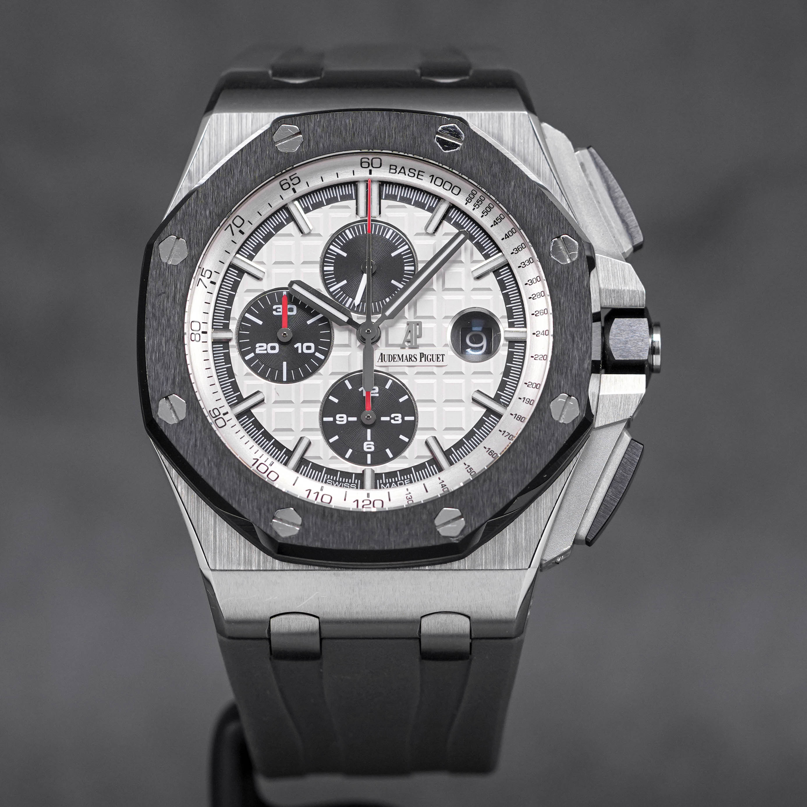 ROYAL OAK OFFSHORE CHRONOGRAPH 44MM NOVELTY WHITE PANDA DIAL 2013