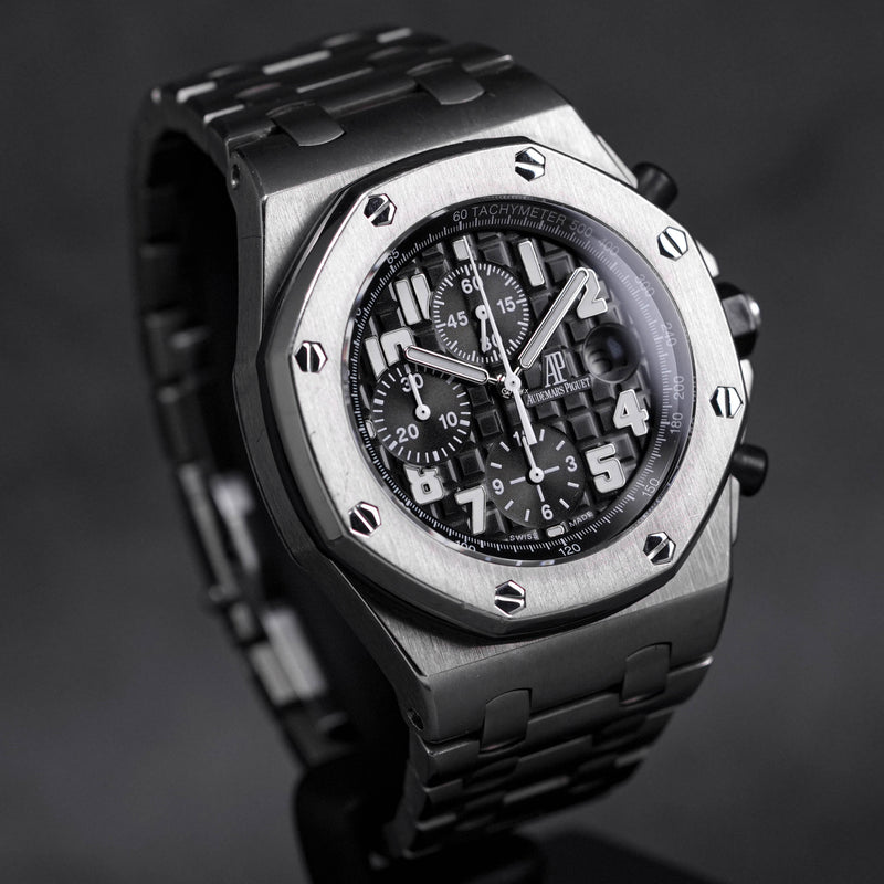 ROYAL OAK OFFSHORE CHRONOGRAPH 42MM TITANIUM BLACK DIAL (2006)