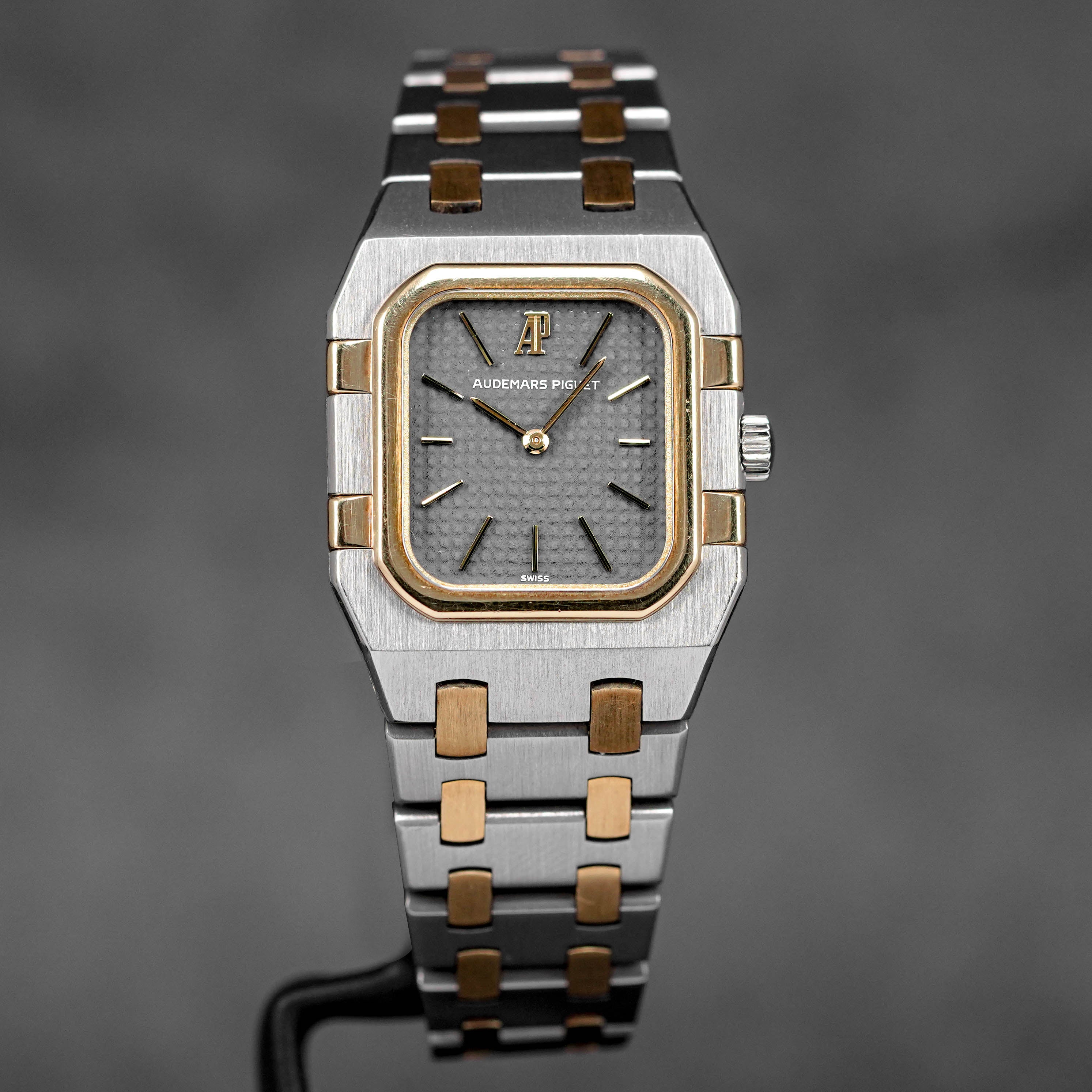 ROYAL OAK 25MM SQUARE 6005SA TWOTONE YELLOWGOLD GREY DIAL QUARTZ (WATCH ONLY)