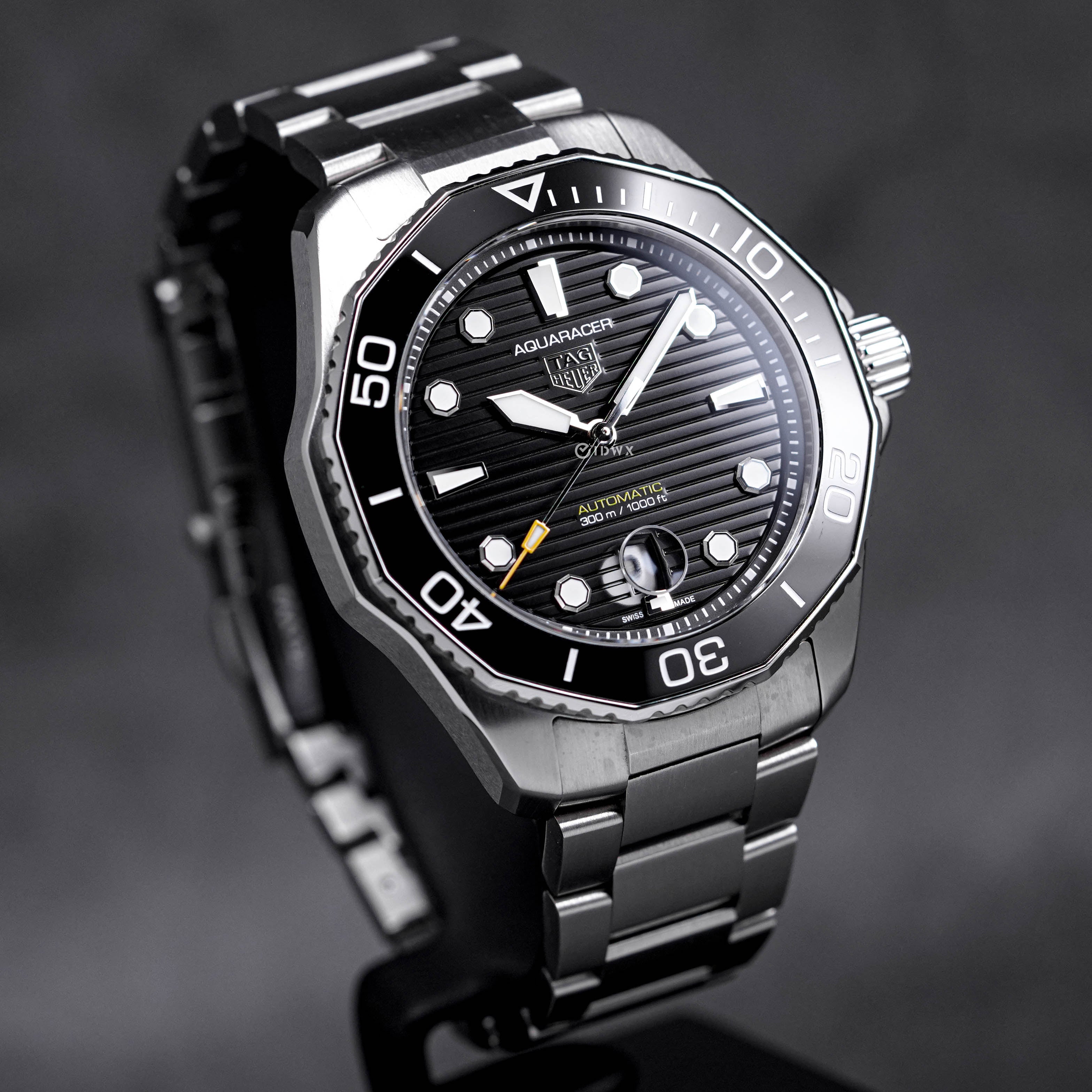 AQUARACER 300M CALIBRE 5 BLACK DIAL (2022)