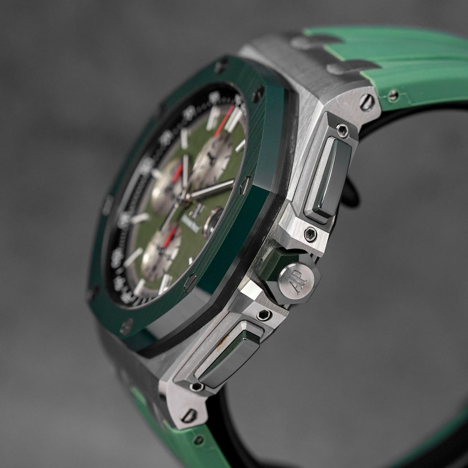 ROYAL OAK OFFSHORE CHRONOGRAPH 44MM GREEN CAMO LIMITED EDITION (2019)