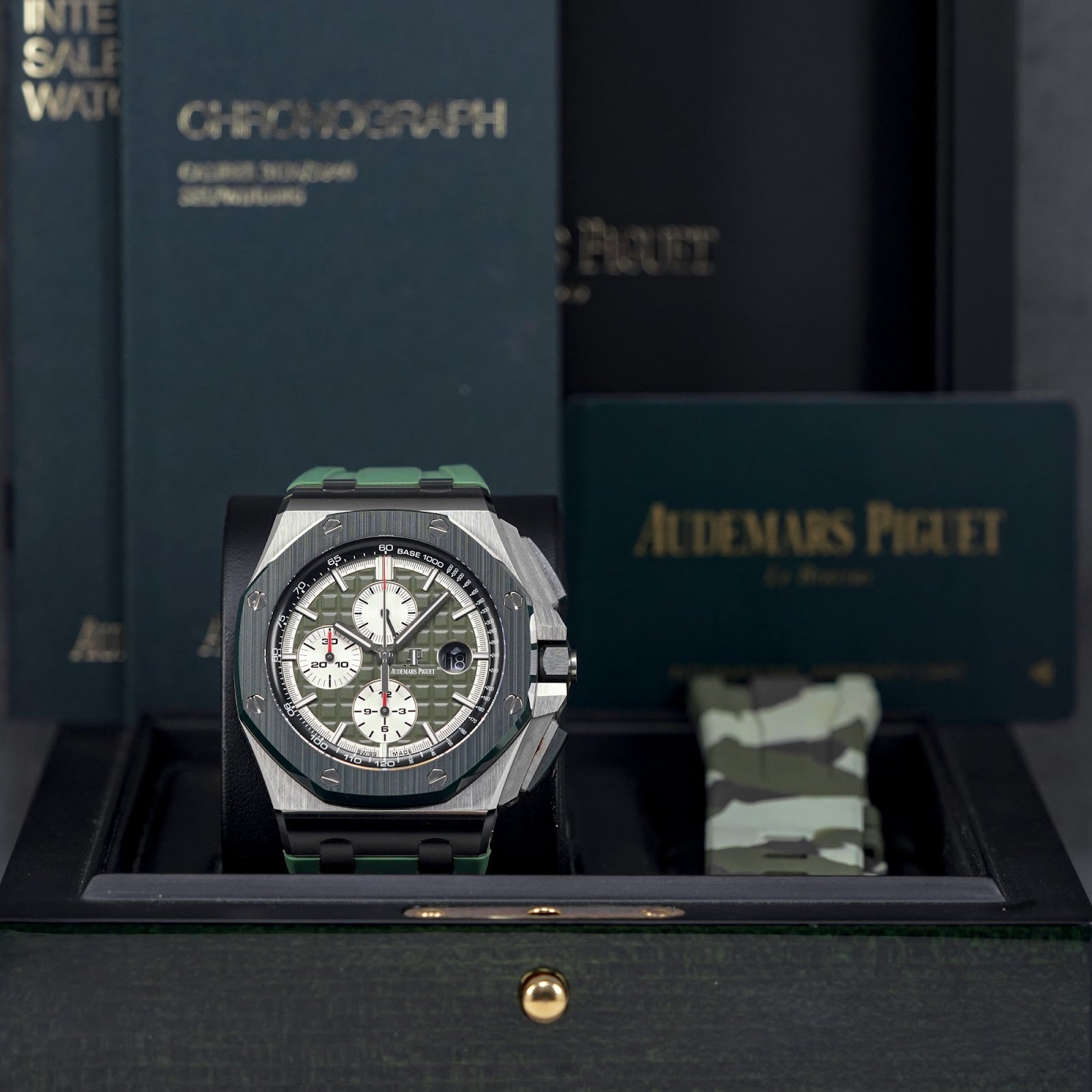 ROYAL OAK OFFSHORE CHRONOGRAPH 44MM GREEN CAMO LIMITED EDITION (2019)