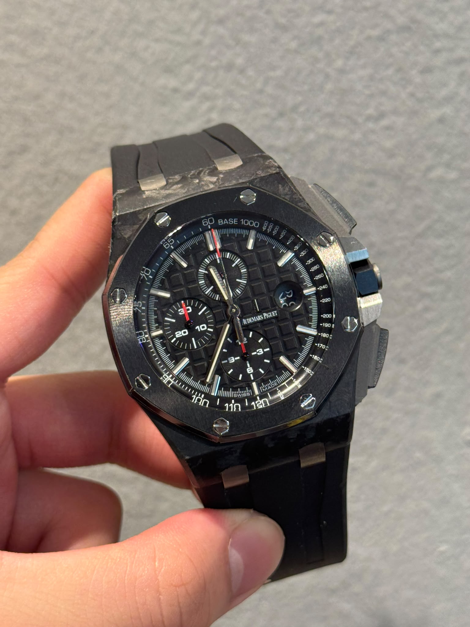 ROYAL OAK OFFSHORE CHRONOGRAPH 44MM NOVELTY BLACK CARBON