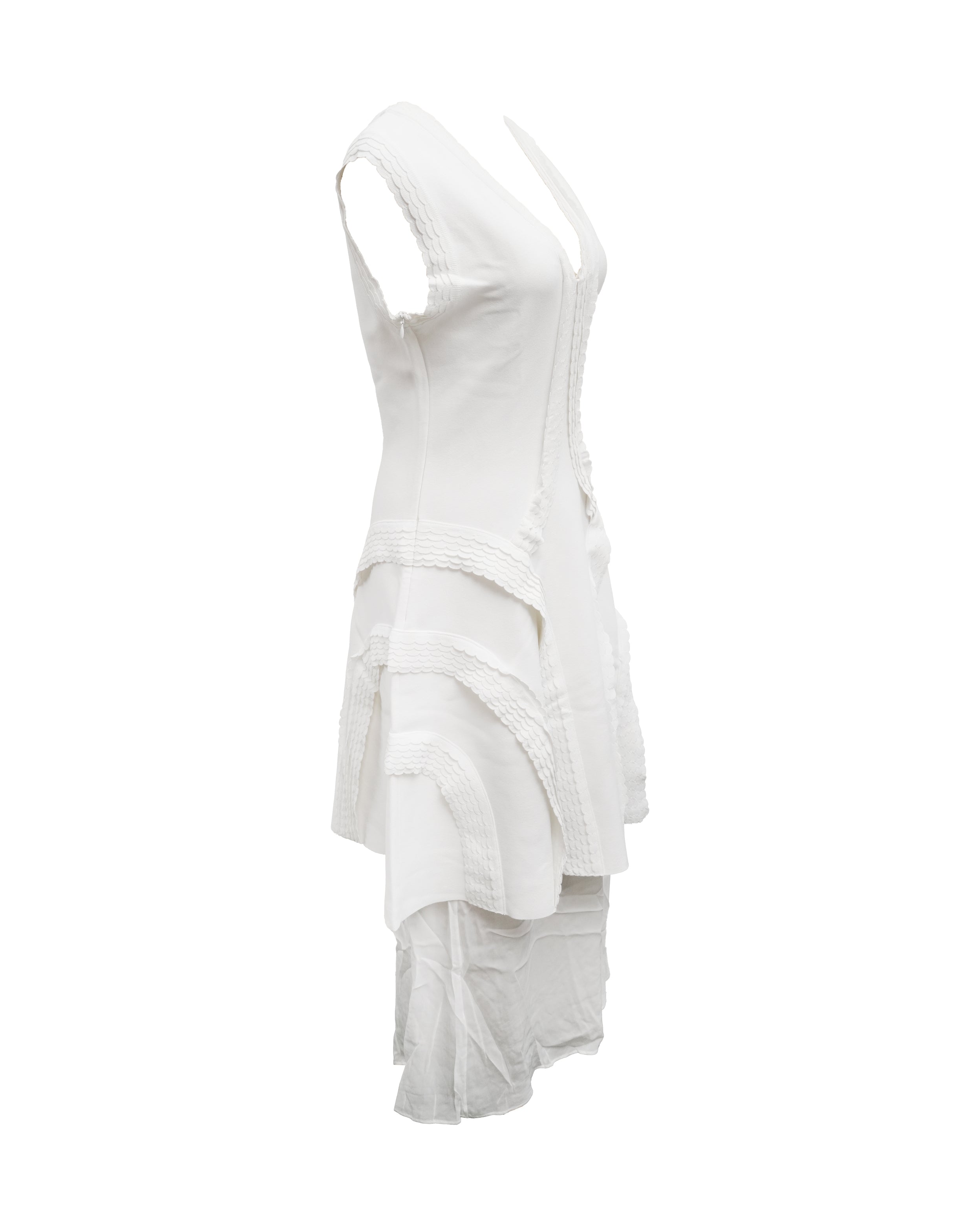 SLEEVELESS DRESS WHITE WITH INNERWEAR SIZE 42