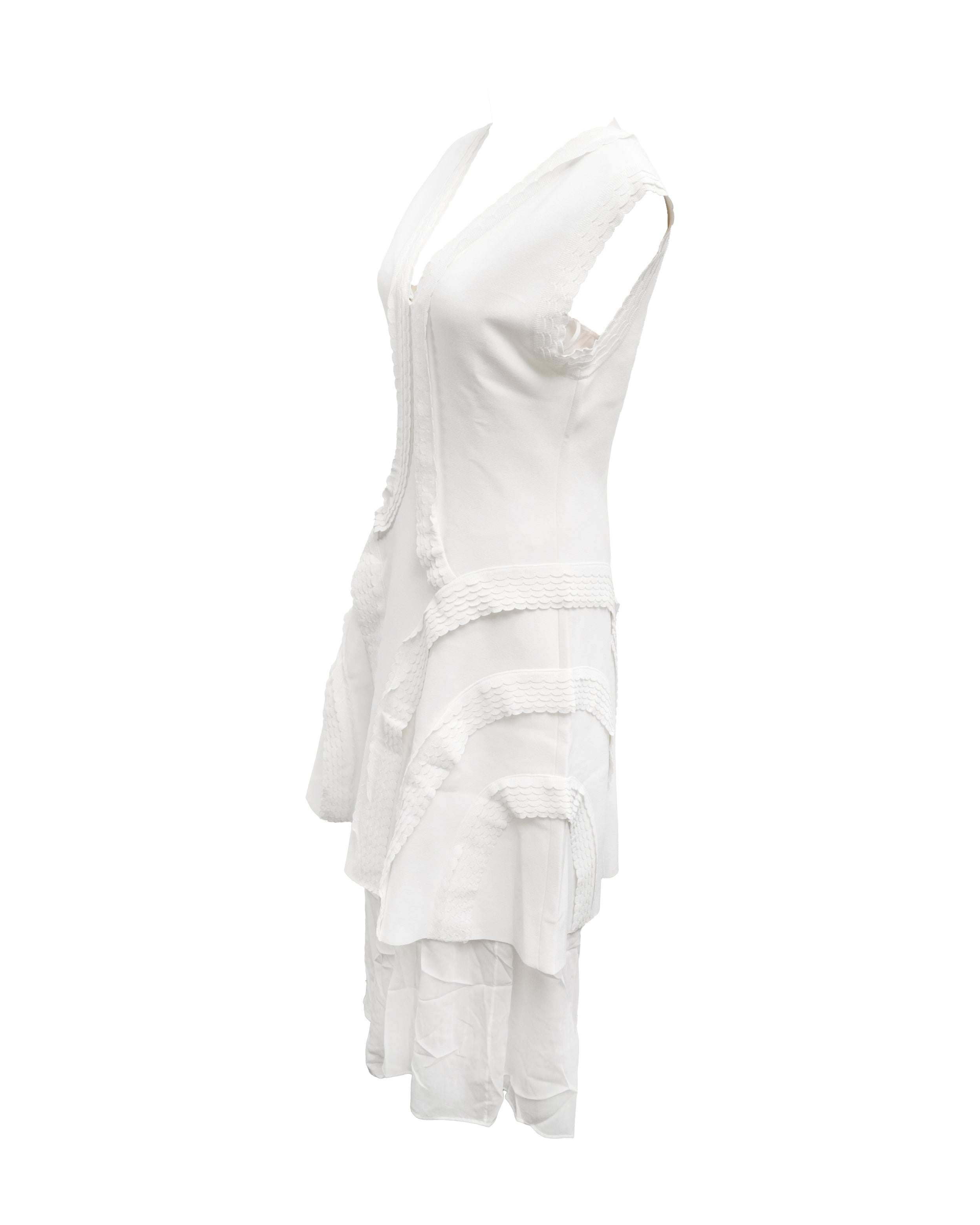 SLEEVELESS DRESS WHITE WITH INNERWEAR SIZE 42