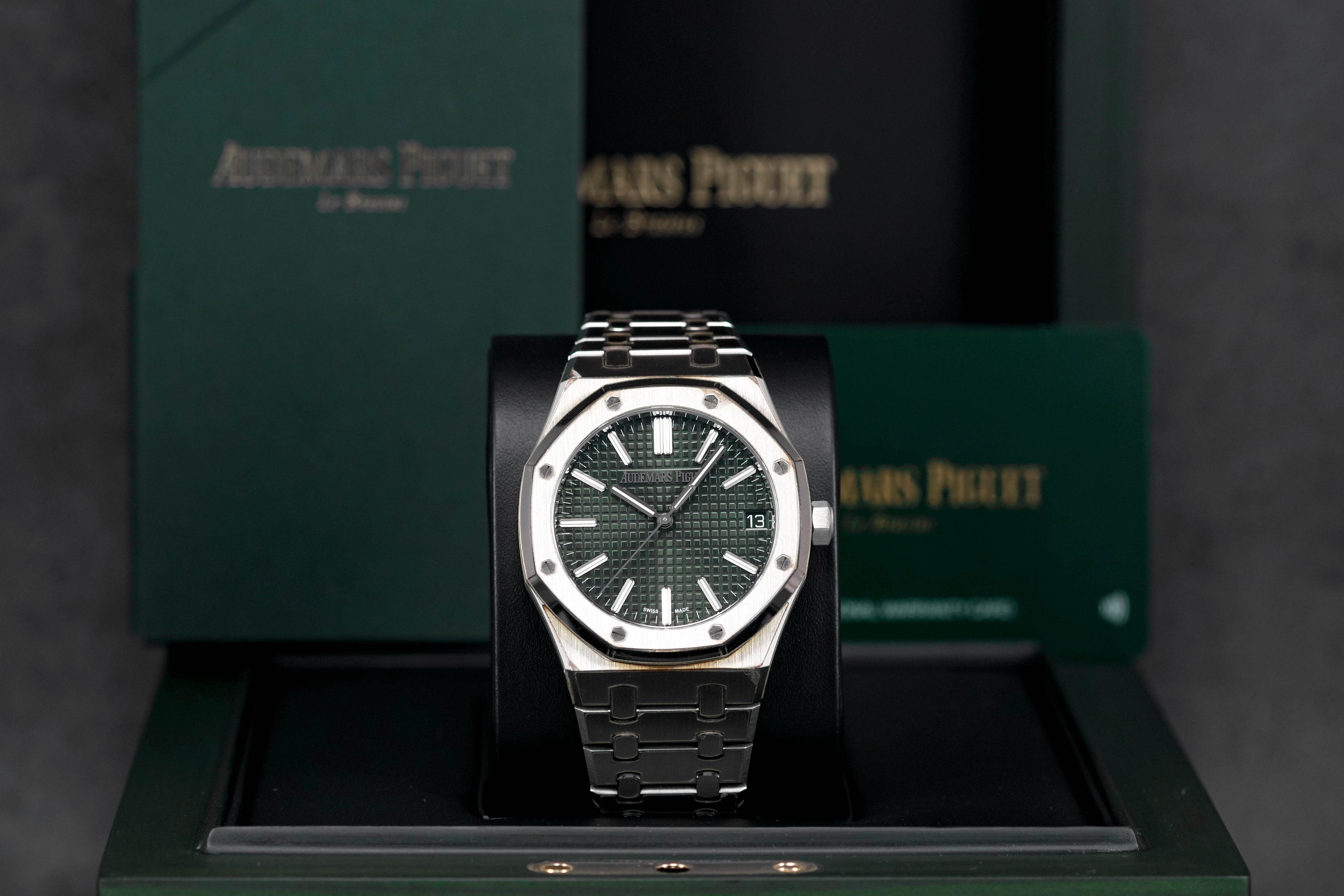AUDEMARS PIGUET ROYAL OAK 41MM 15510 GREEN DIAL (2023) - IDWX