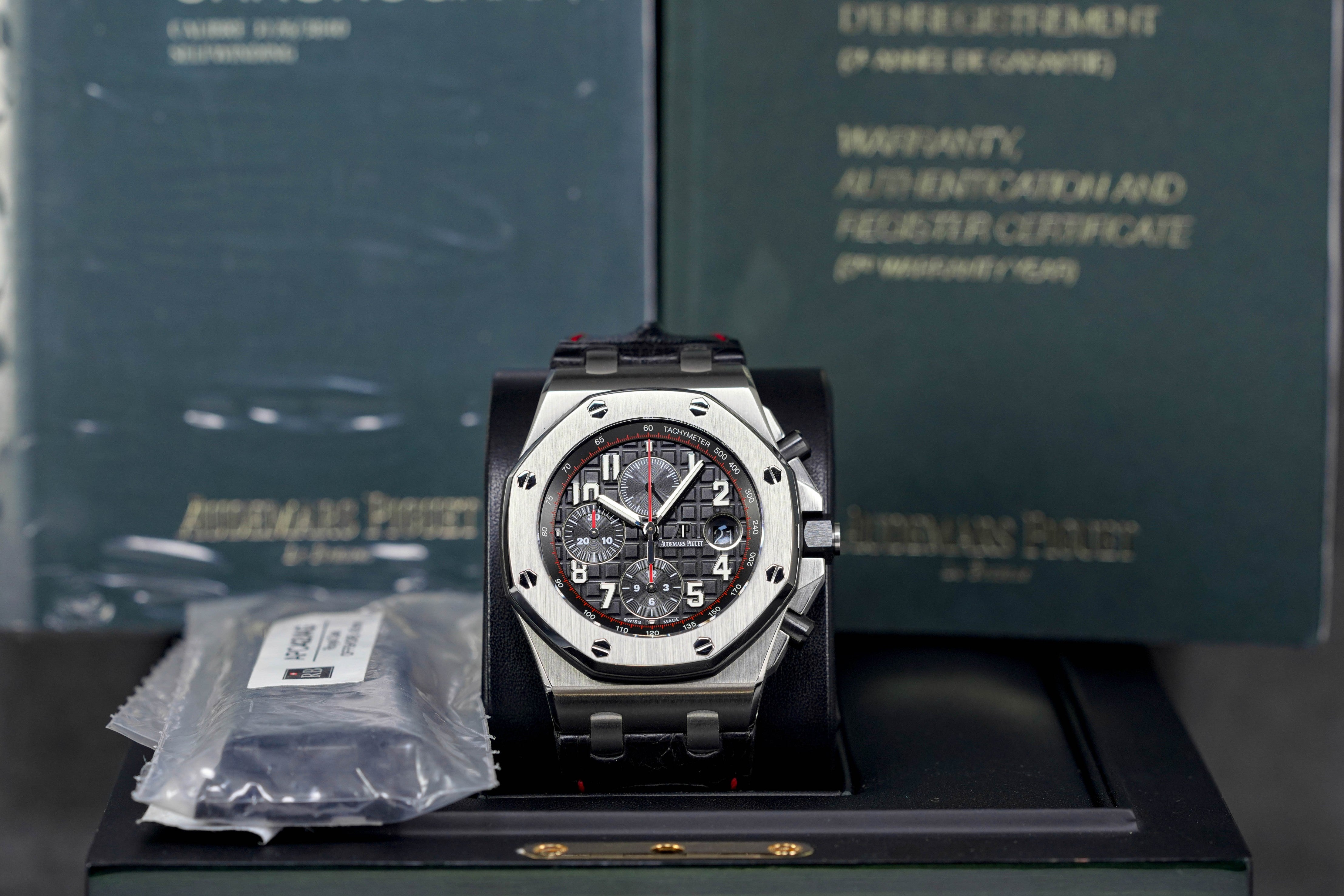Harga Audemars Piguet Black Red