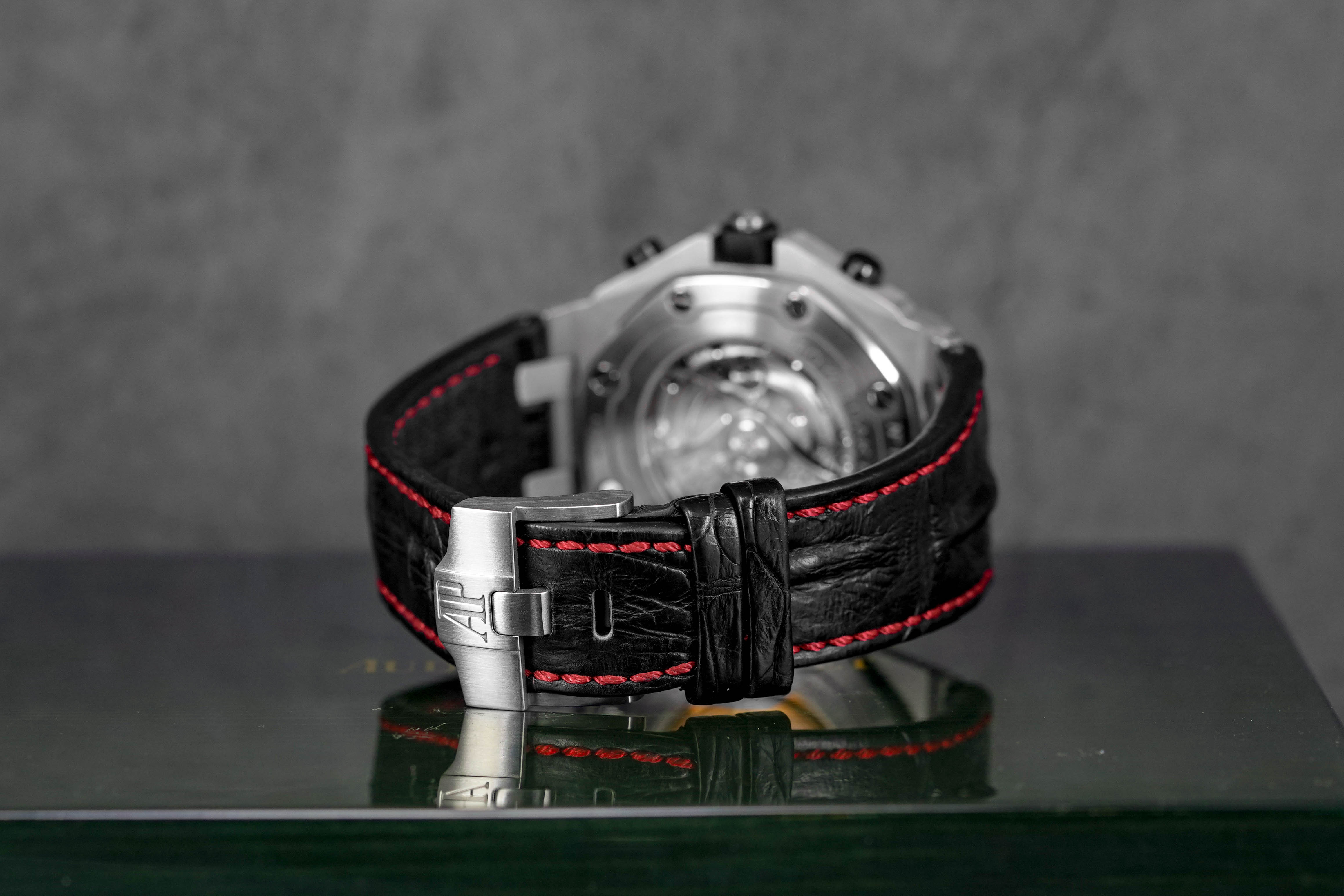 Harga Audemars Piguet Black Red