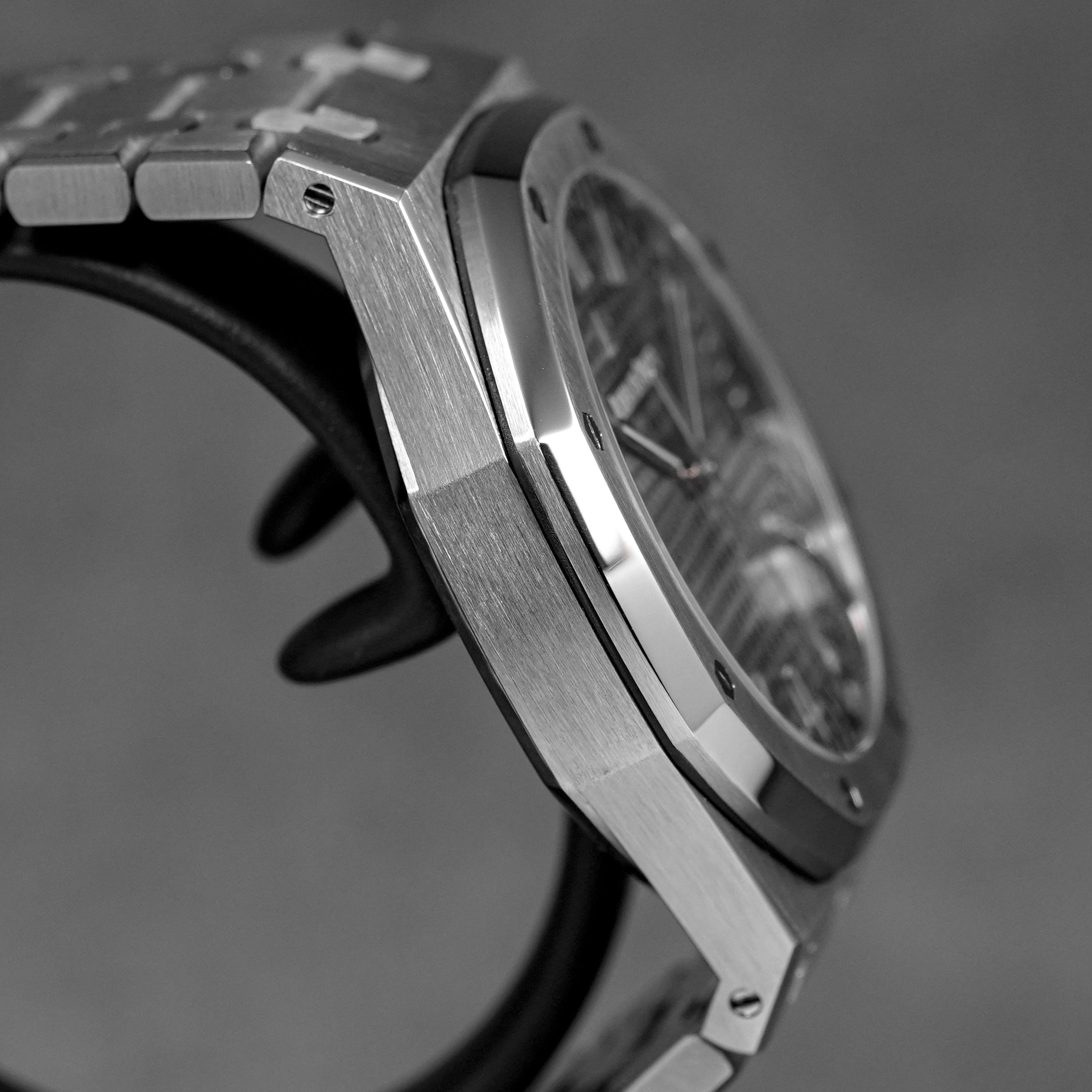 Harga Audemars Piguet Royal Oak 15500 Grey