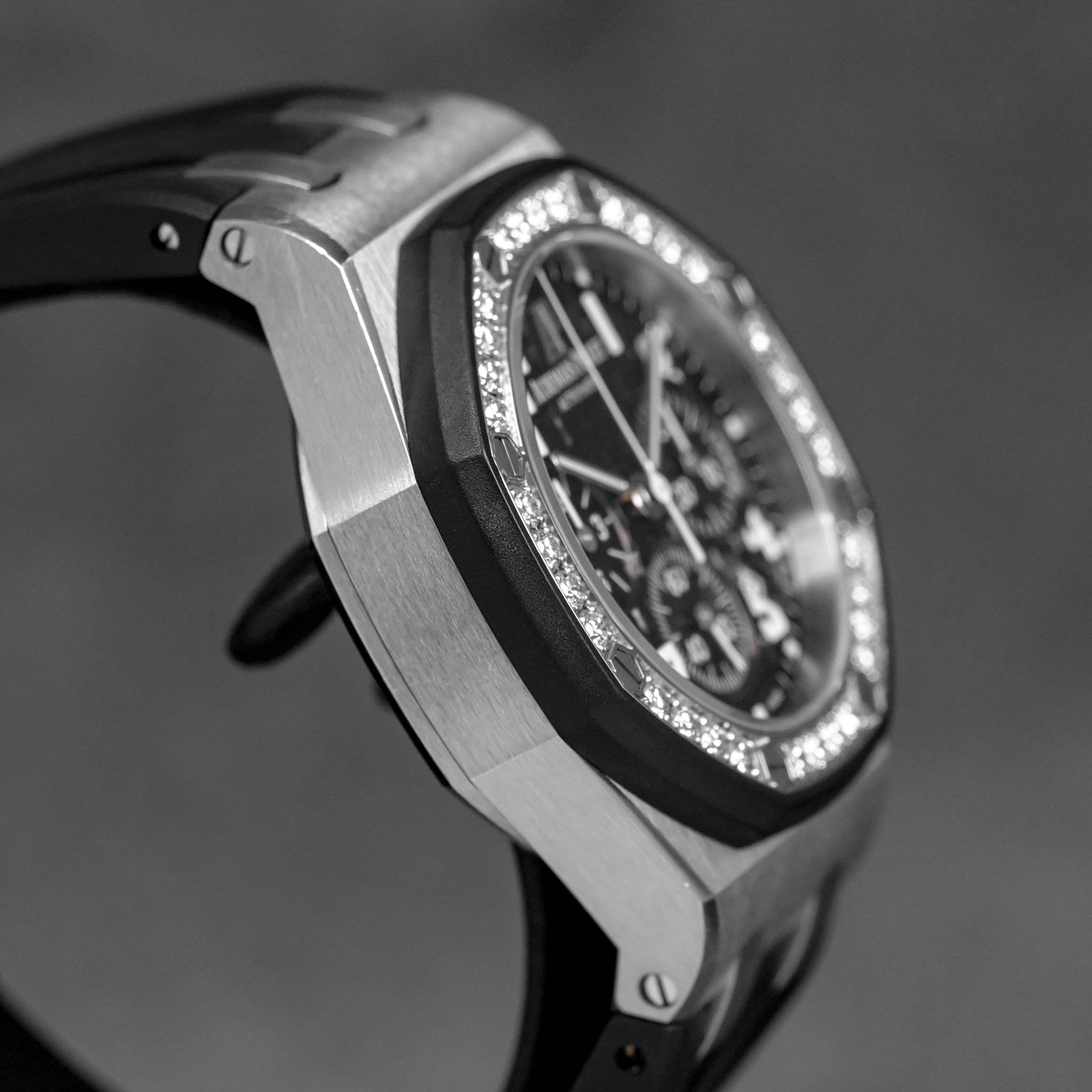 ROYAL OAK OFFSHORE CHRONOGRAPH 37MM BLACK DIAL DIAMOND BEZEL (2014)