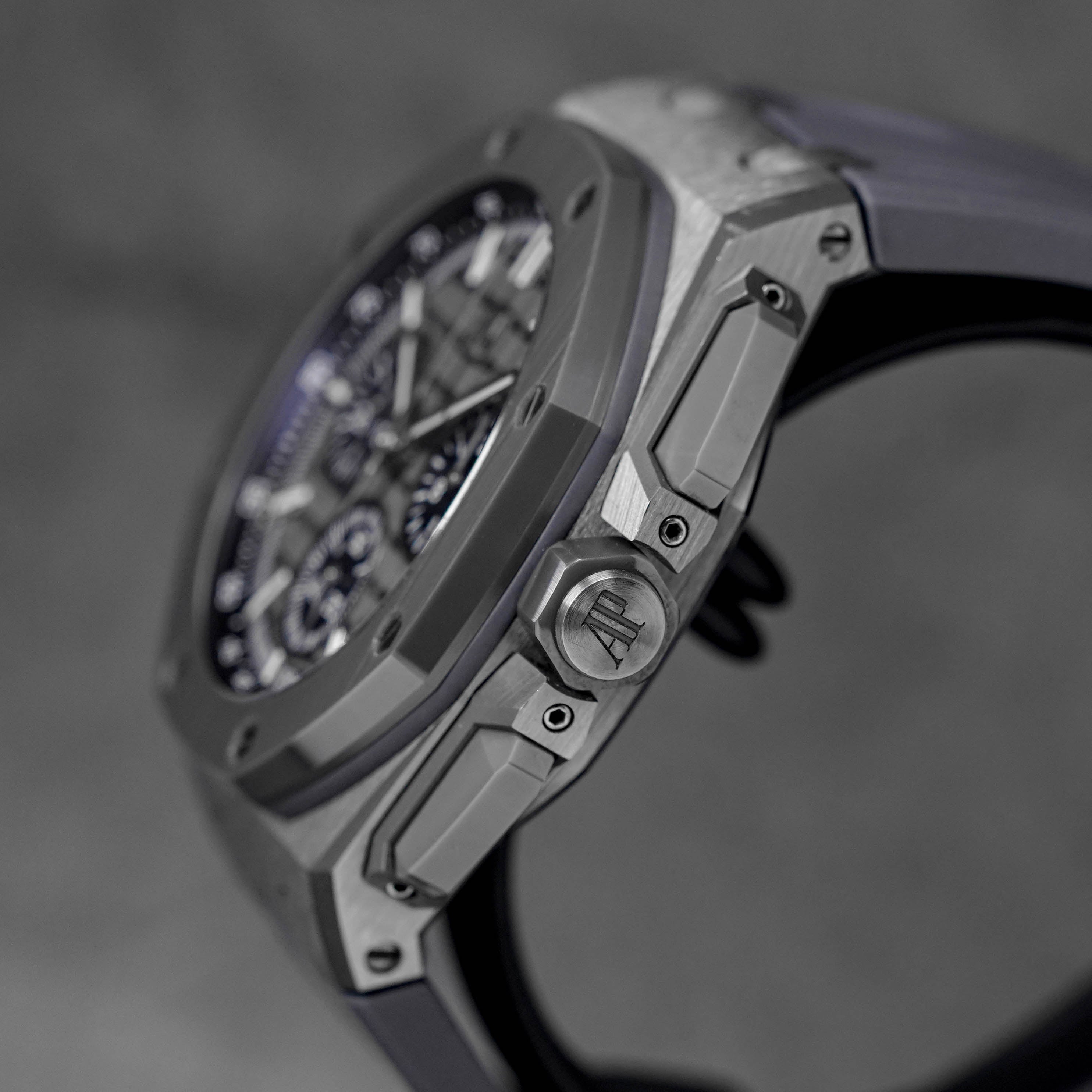 Harga Audemars Piguet Royal Oak Offshore Grey