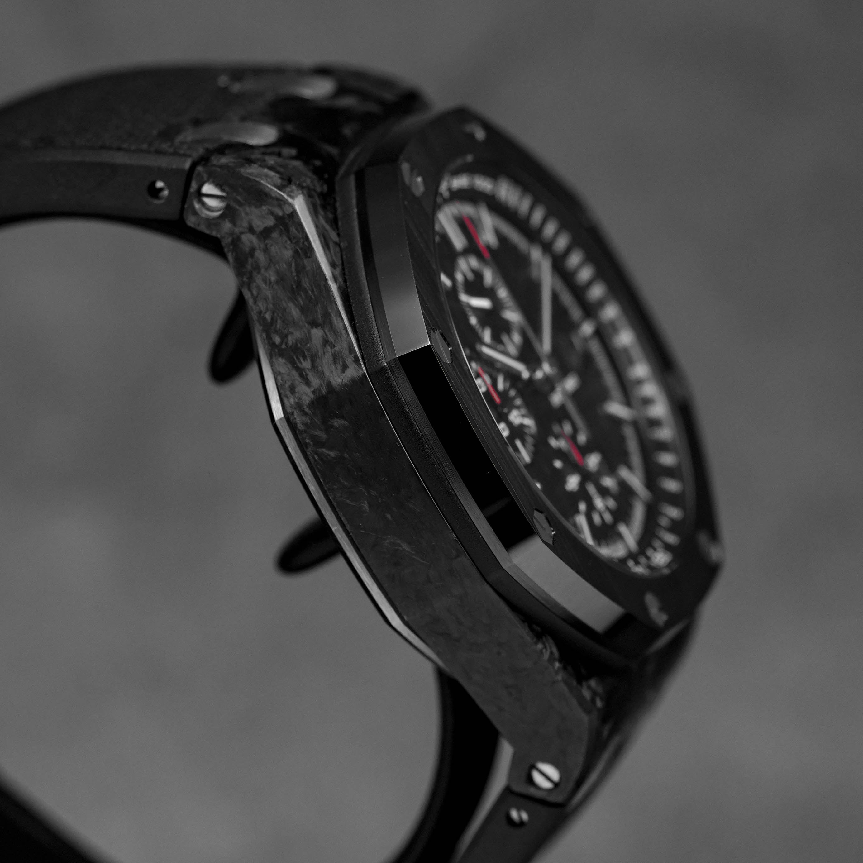 ROYAL OAK OFFSHORE CHRONOGRAPH 44MM NOVELTY BLACK CARBON CERAMIC AFTERMARKET STRAP (2015)