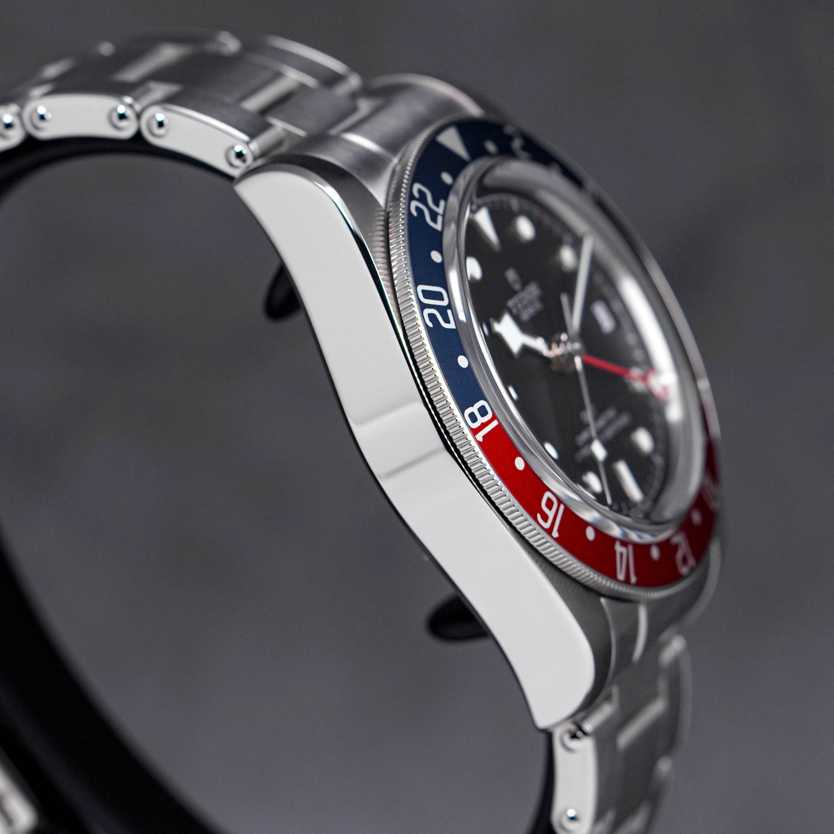 BLACK BAY 41 GMT 'PEPSI' BLACK DIAL (2022)