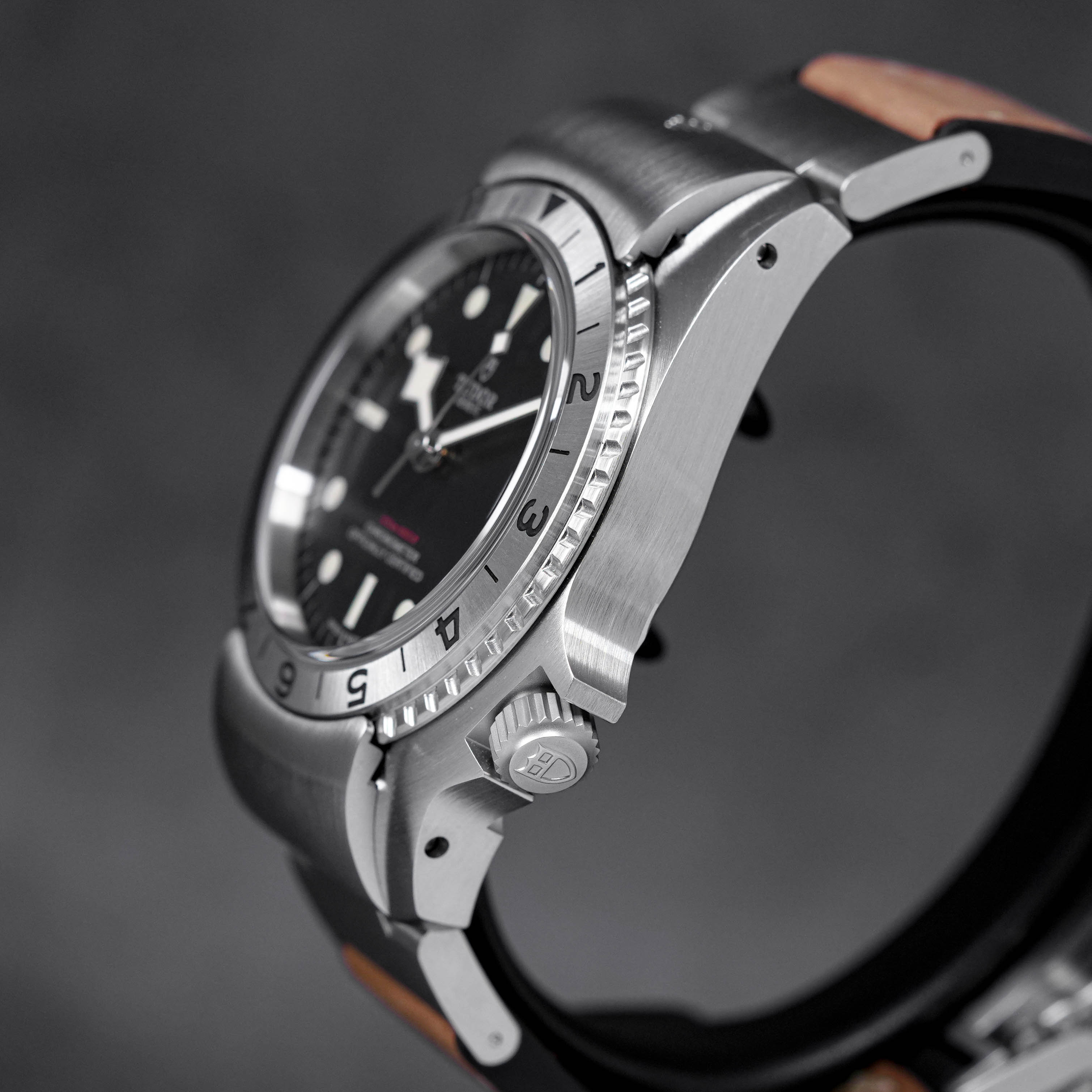 BLACKBAY P01 42MM STEEL BLACK DIAL BROWN LEATHER STRAP (2023)