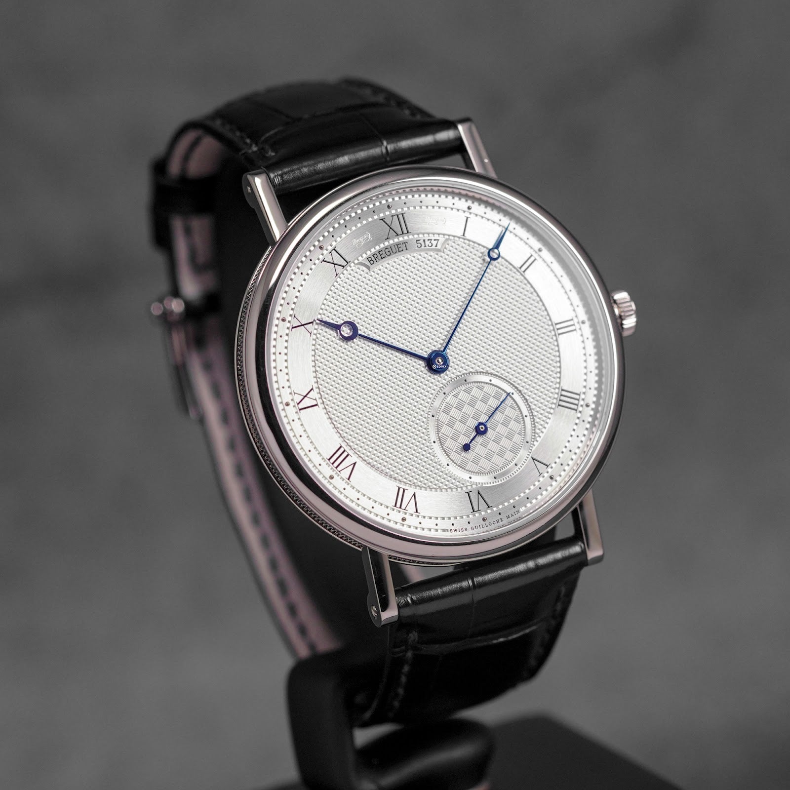 CLASSIQUE 7147 WHITEGOLD SILVER DIAL (2021)