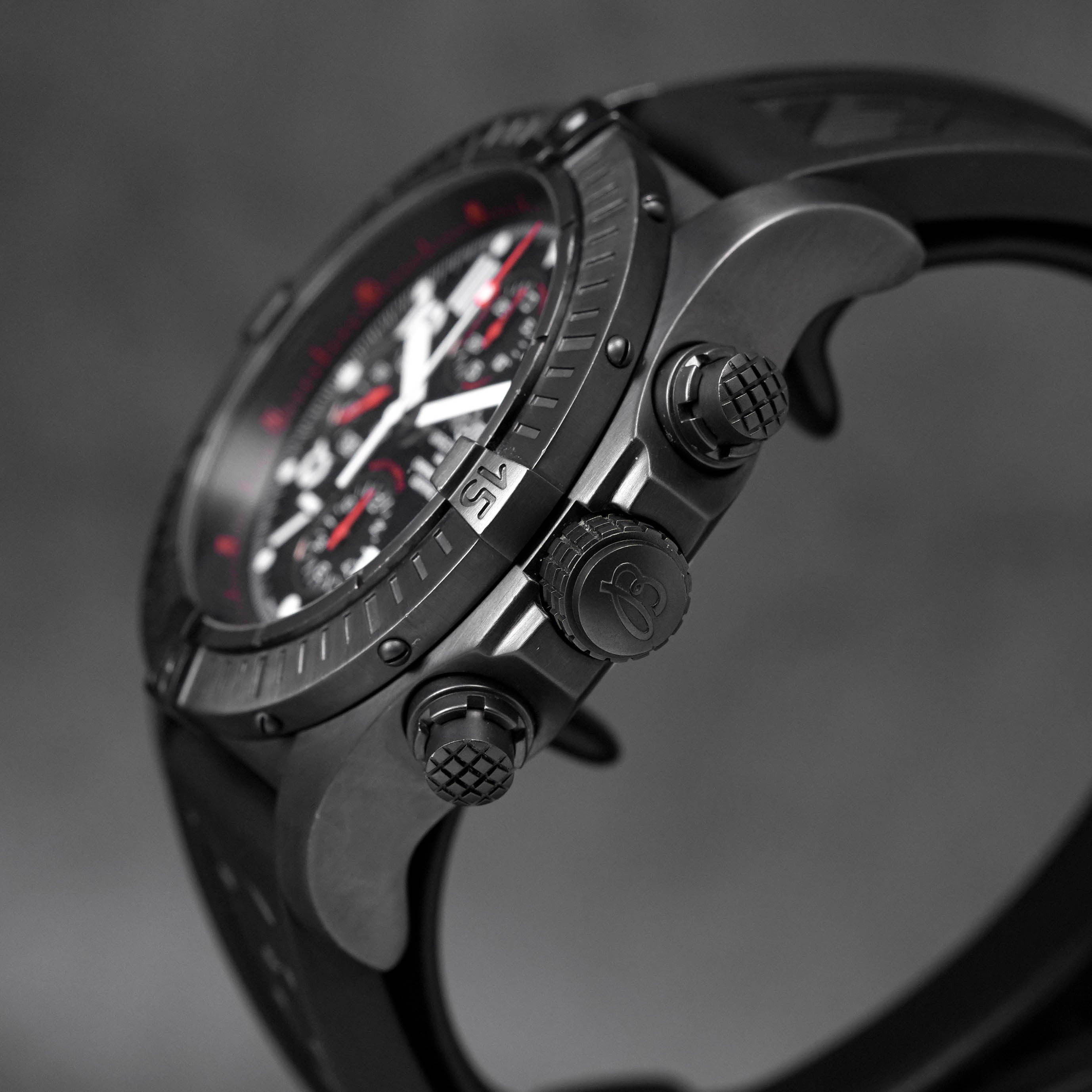 SUPER AVENGER CHRONOGRAPH 48MM BLACK STEEL RUBBER STRAP LIMITED EDITION (2010)