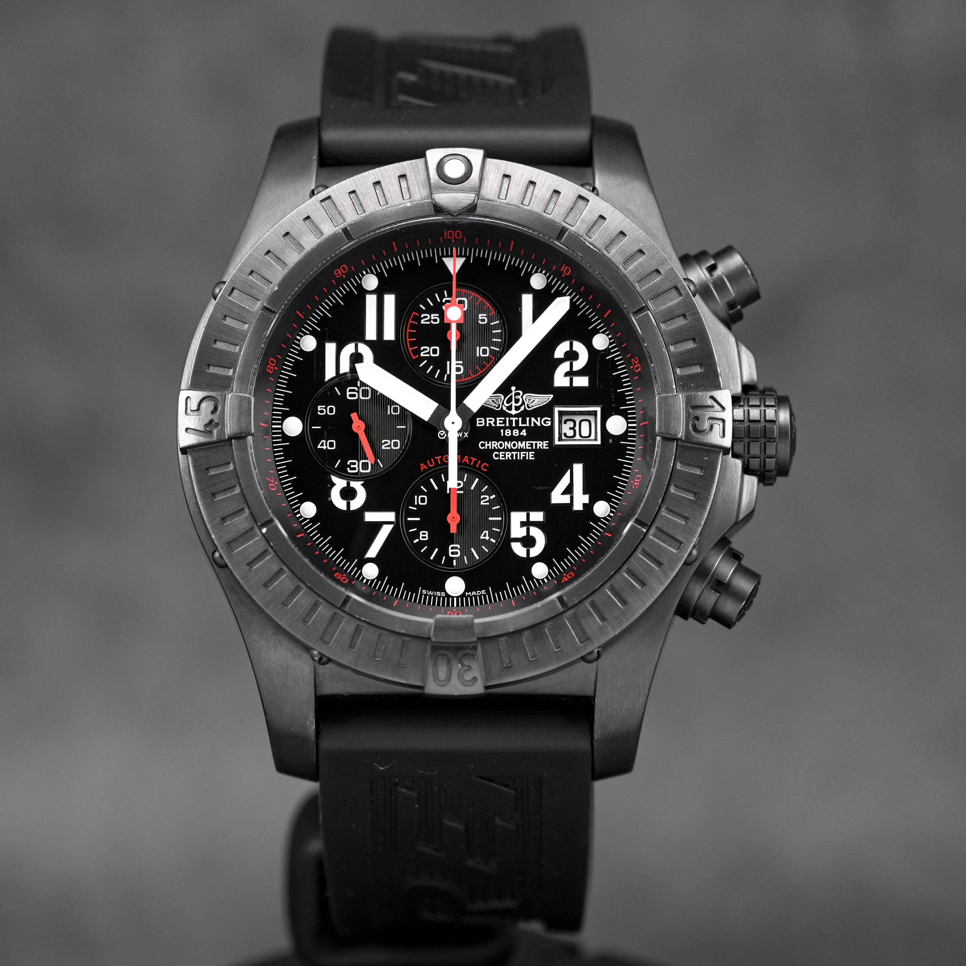 SUPER AVENGER CHRONOGRAPH 48MM BLACK STEEL RUBBER STRAP LIMITED EDITION (2010)