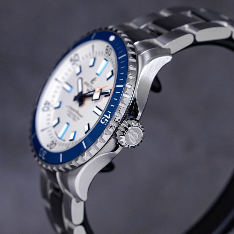 SUPEROCEAN AUTOMATIC 42MM WHITE (2023)
