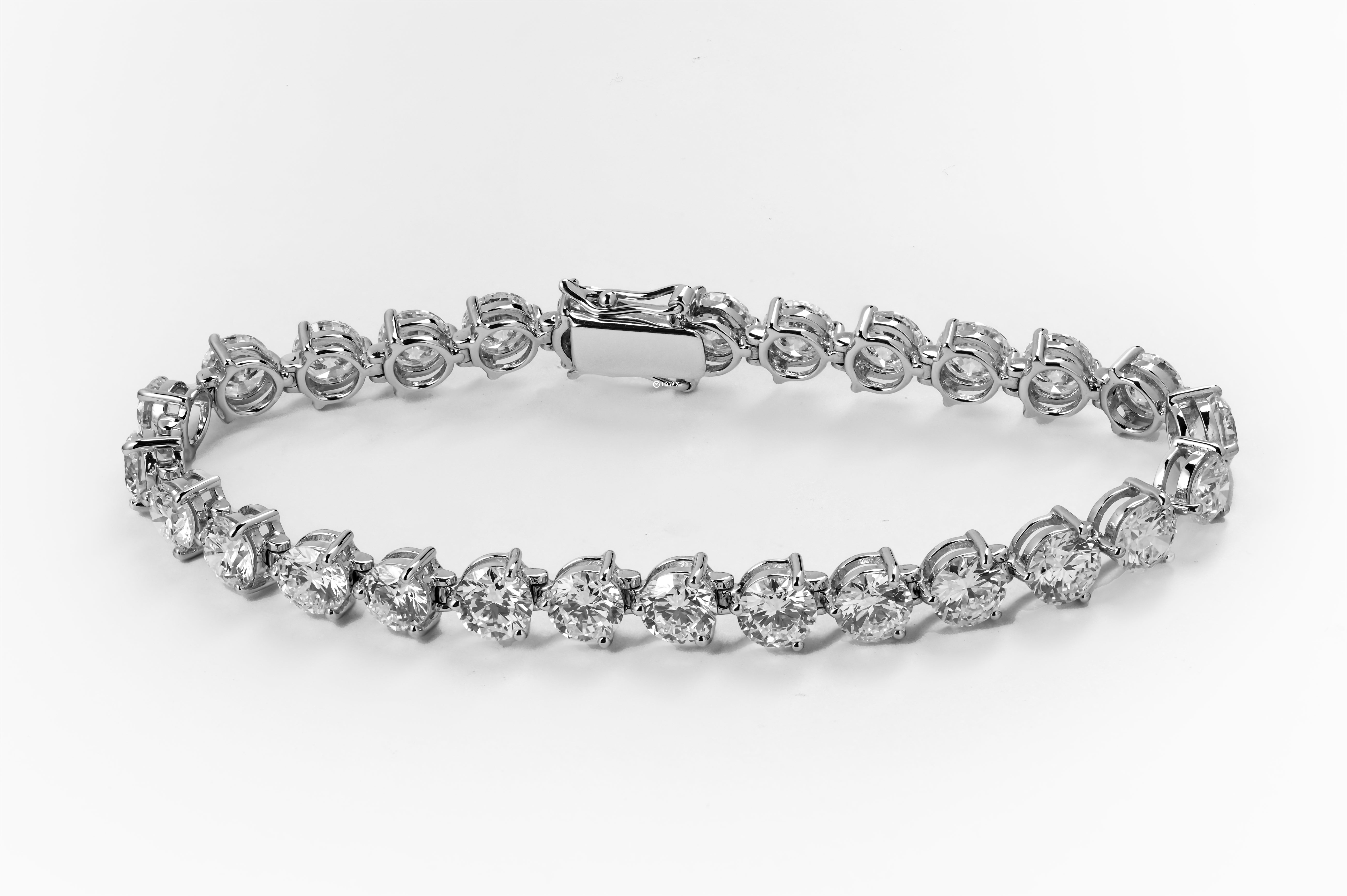 14.5CT 16 CM WHITEGOLD TENNIS BRACELET