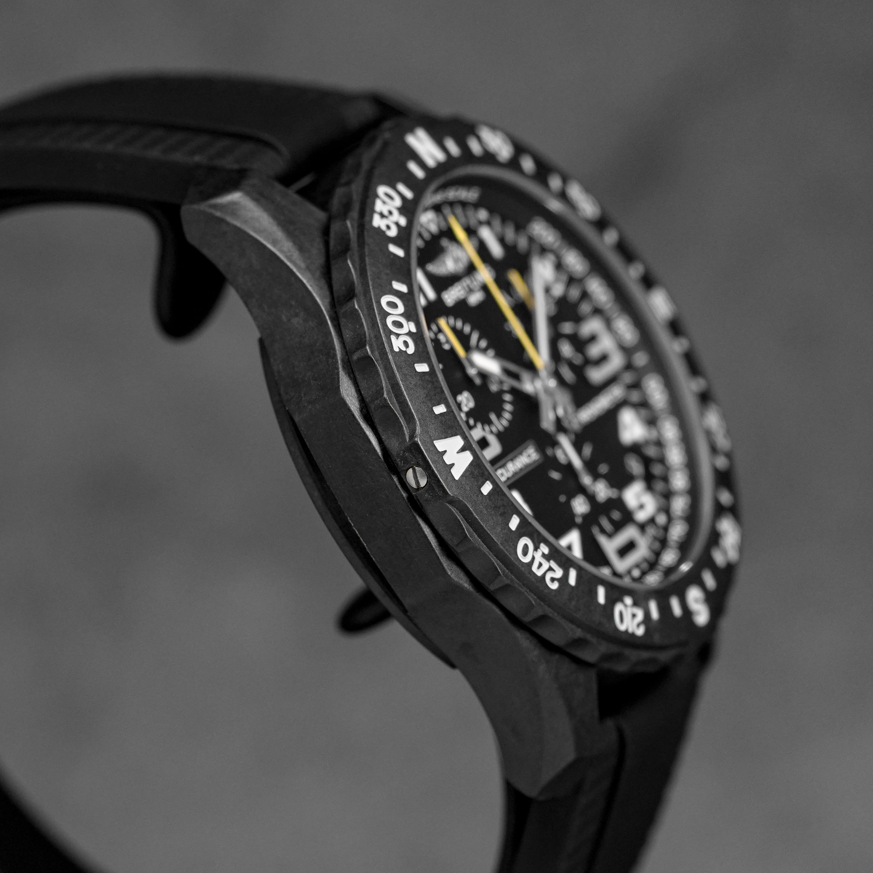 Harga Breitling Endurance Pro 44 Black
