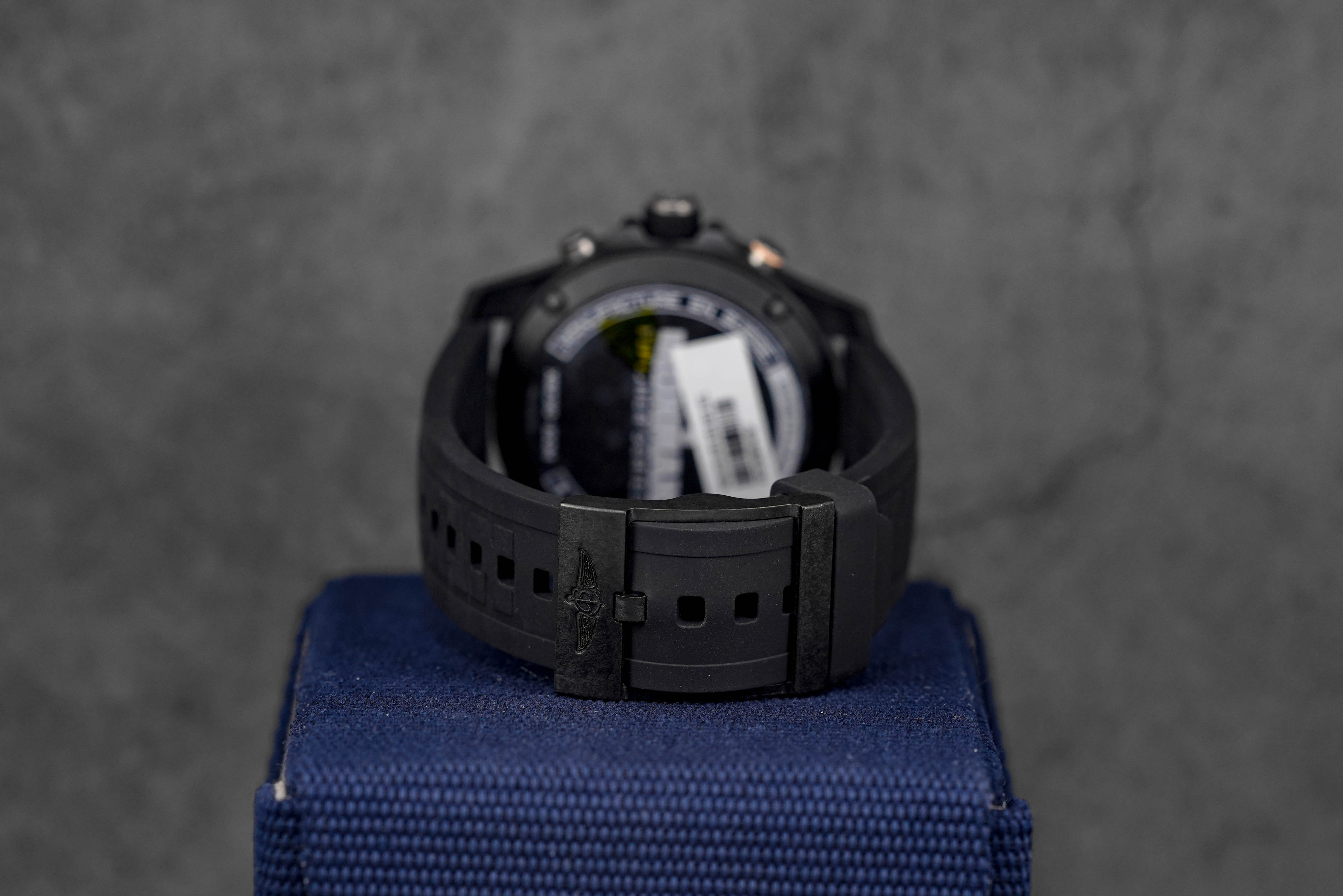 Harga Breitling Endurance Pro Ironman Finisher