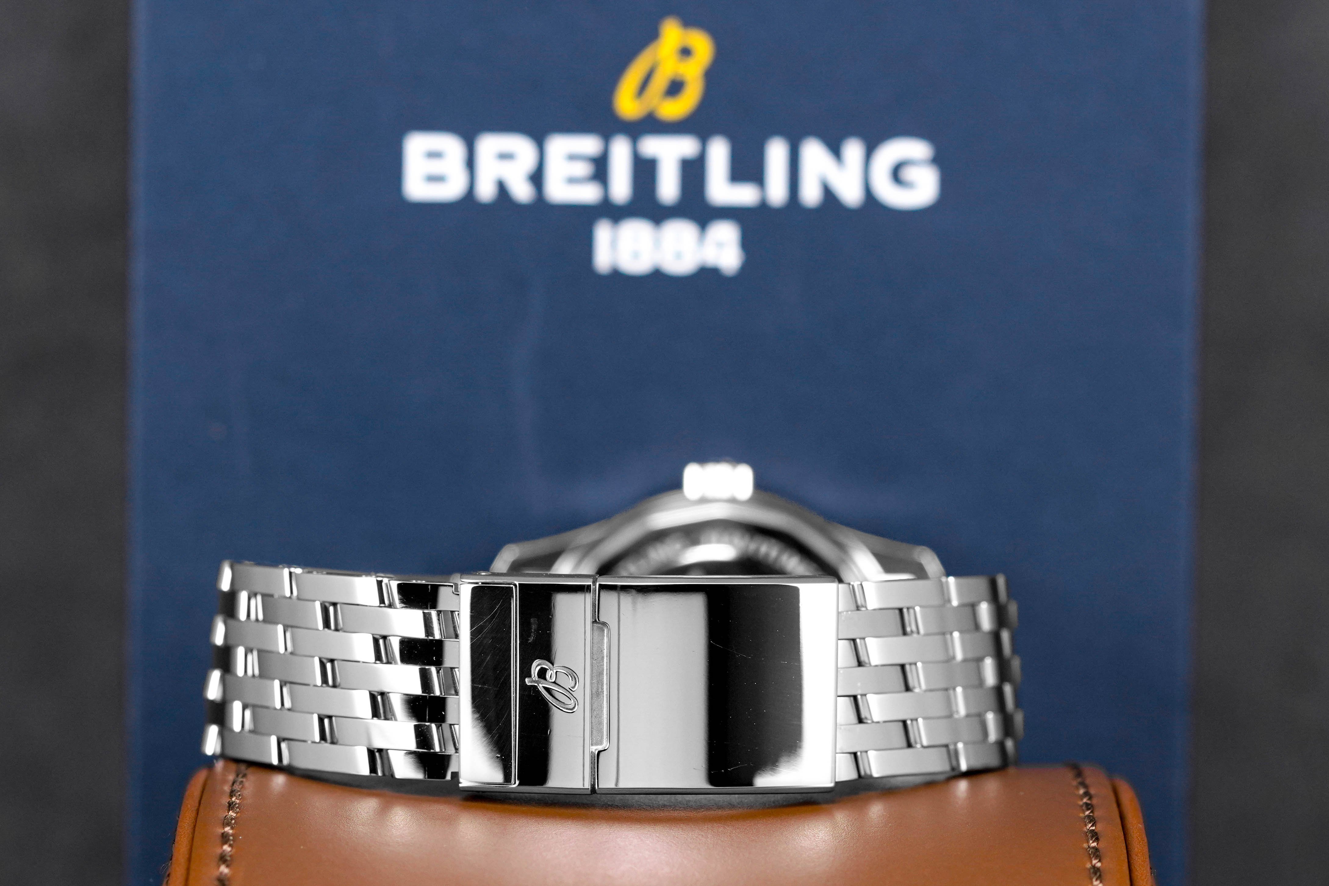 Harga Breitling Navitimer 38mm Black