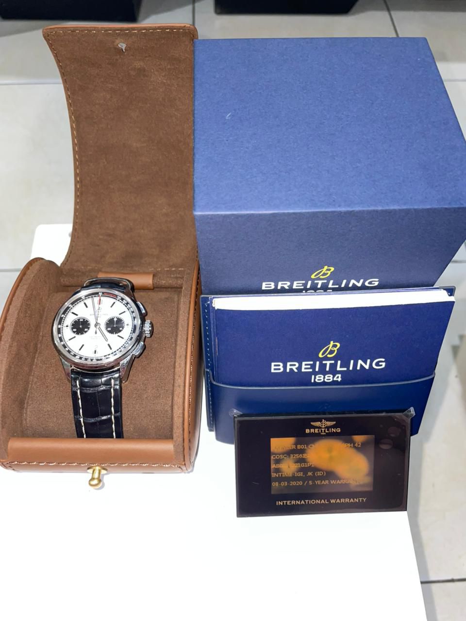 PREMIER B01 CHRONOGRAPH 42 PANDA DIAL (2020)