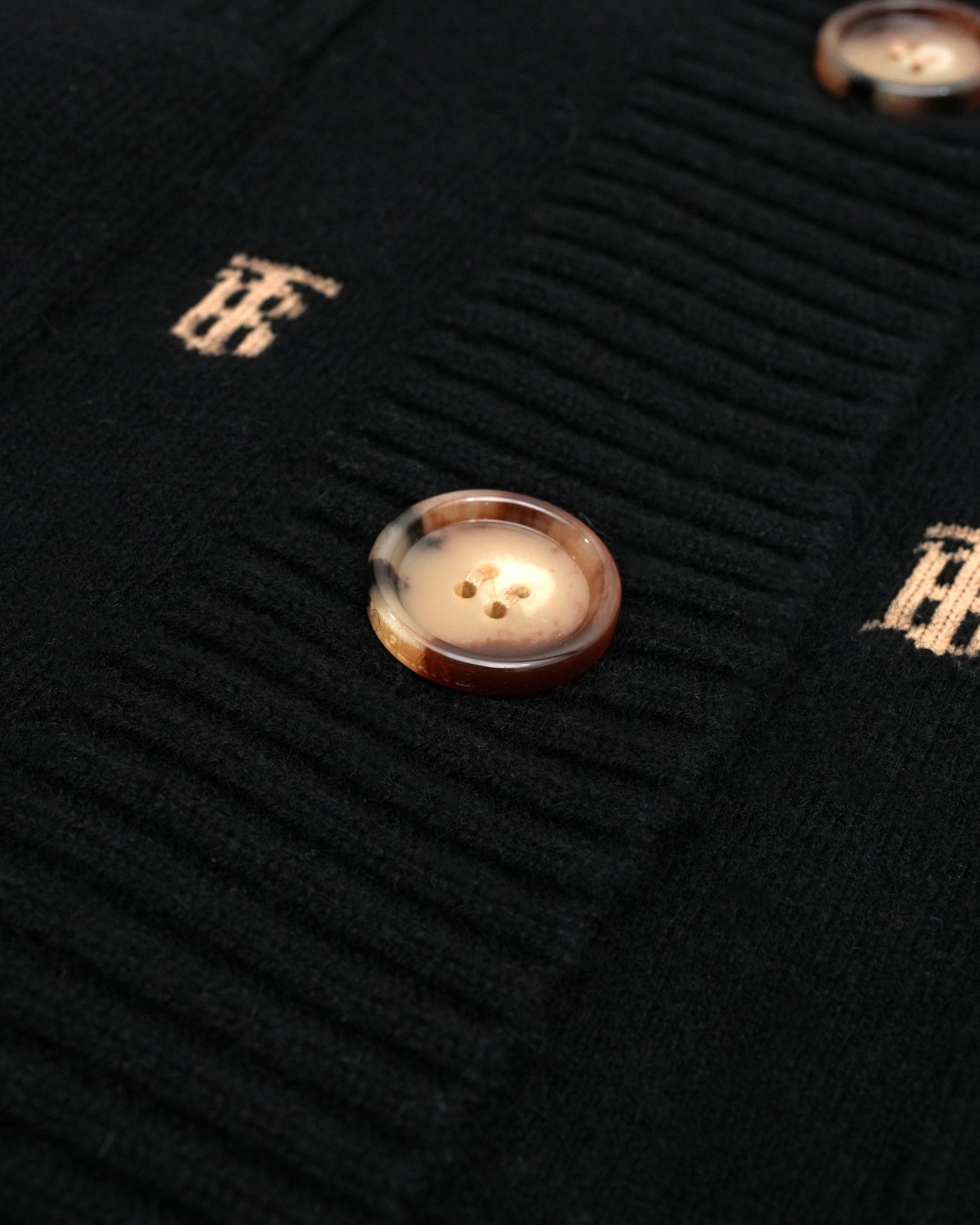 Burberry Cardigan Black X Beige