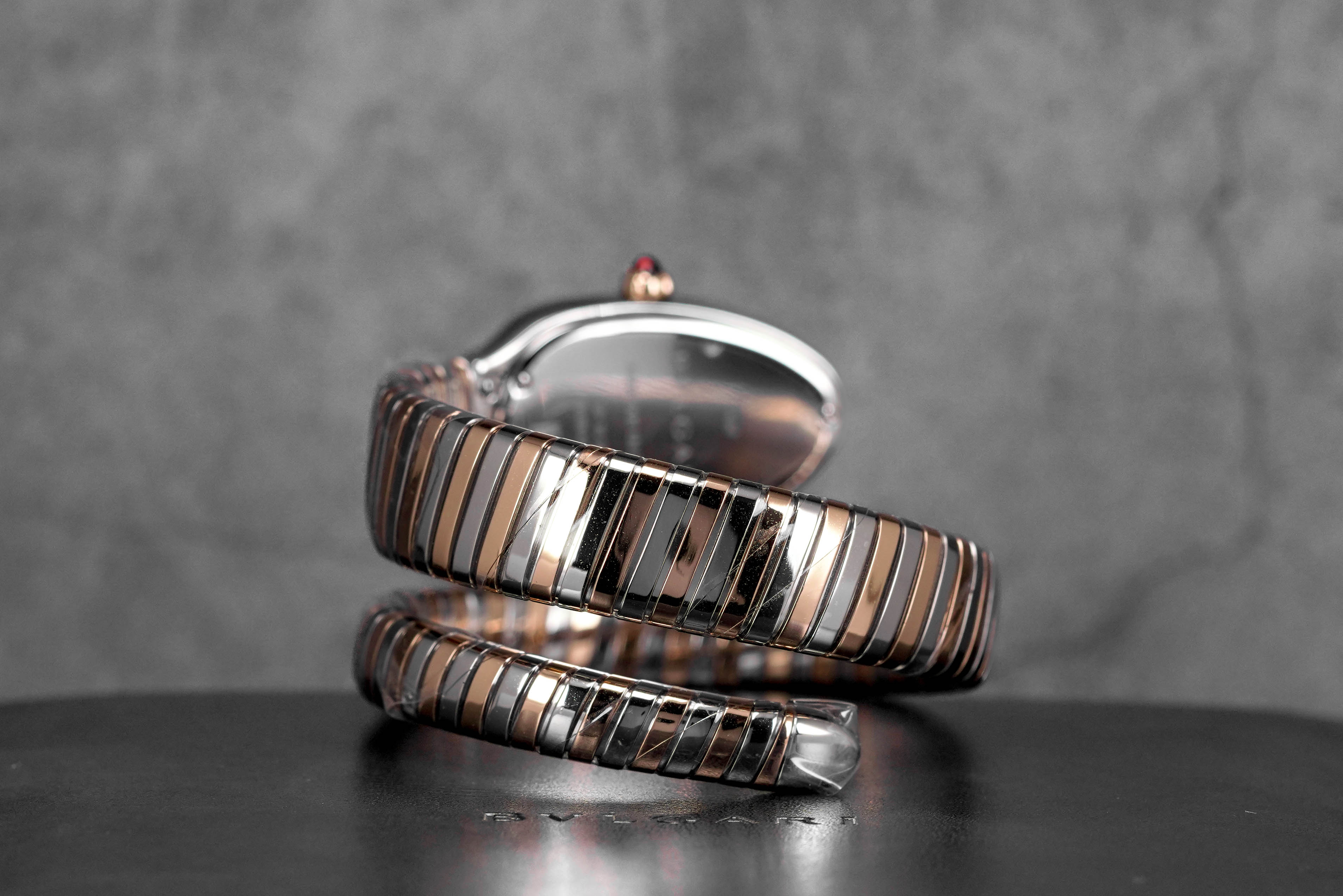 Harga Bvlgari Serpenti Tubogas Black