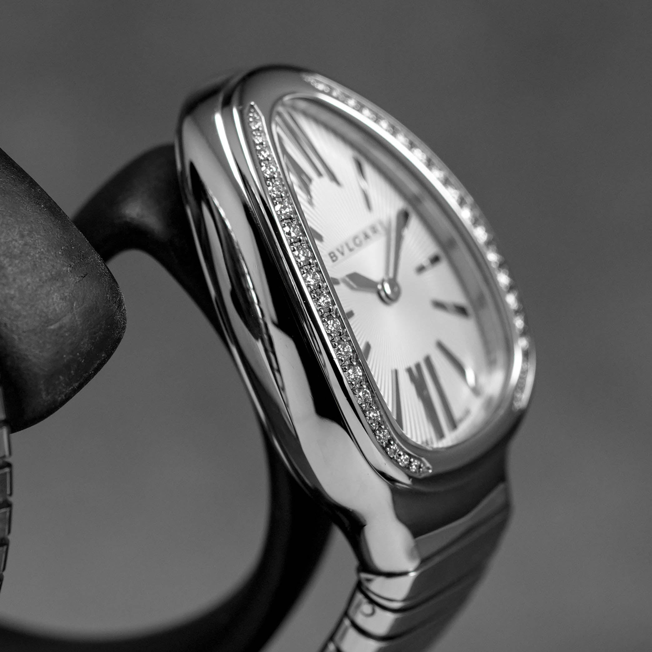 Harga Bvlgari Serpenti White Diamond