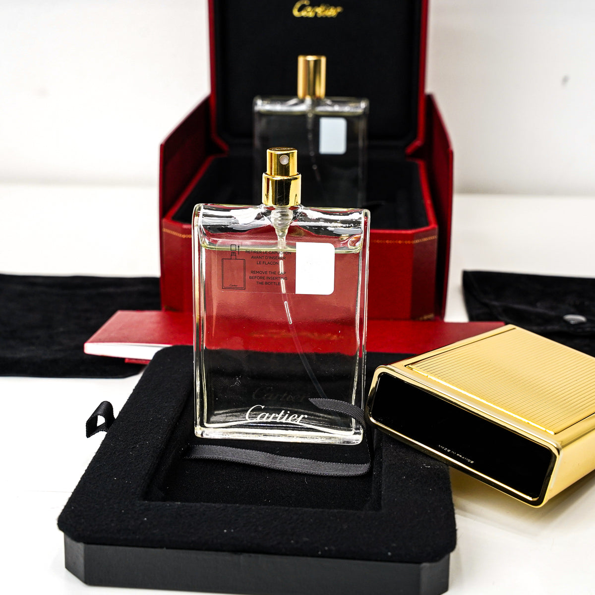 PARFUM GOLD CASE WITH SPARE