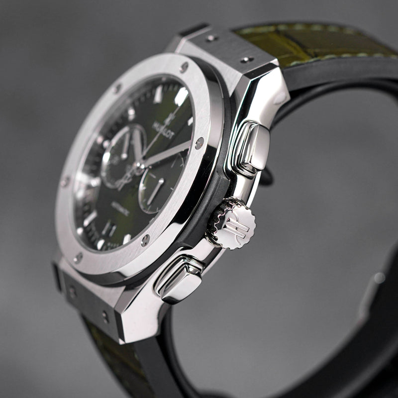 CLASSIC FUSION CHRONOGRAPH 42MM GREEN TITANIUM (2023)