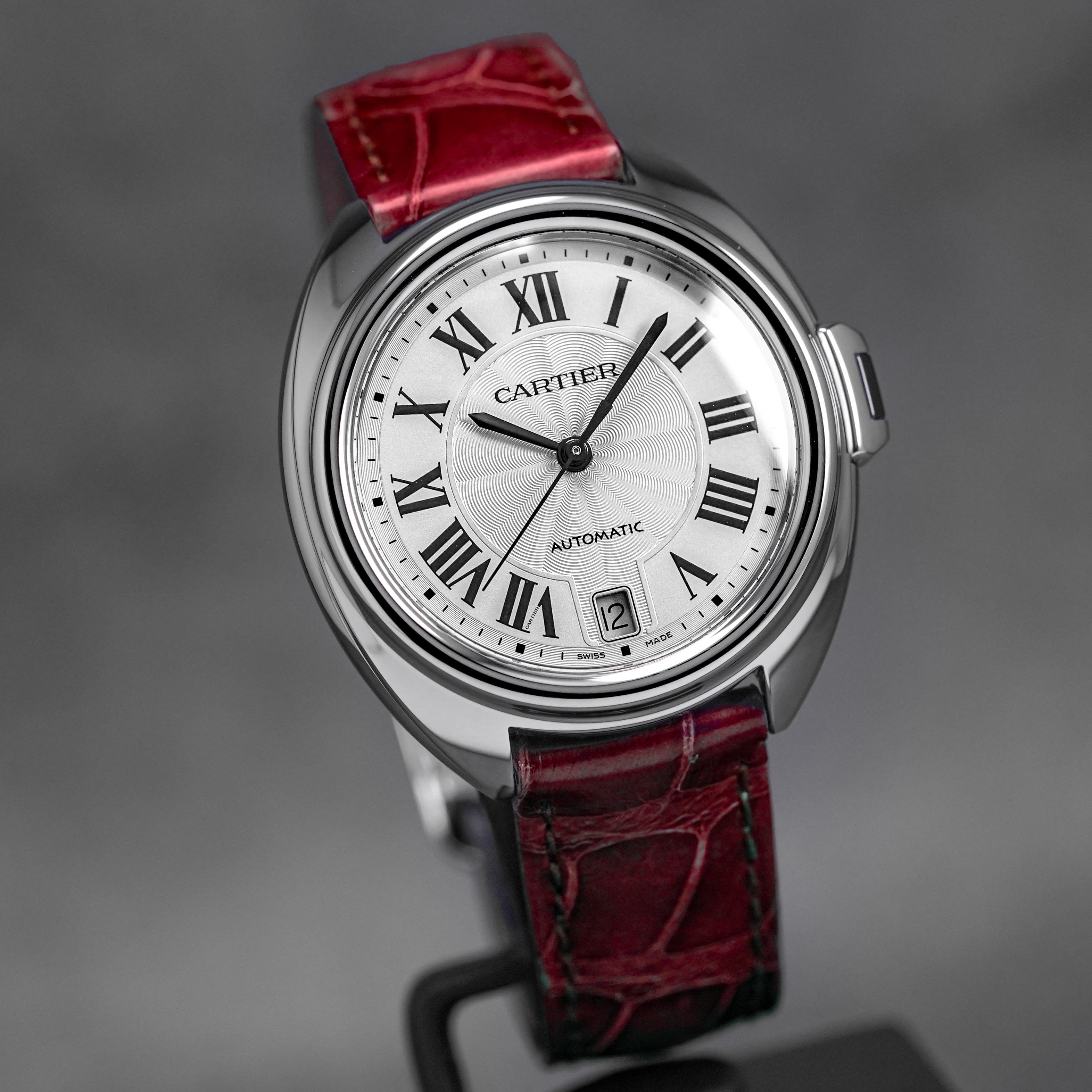 CLÉ DE CARTIER STEEL SILVER DIAL RED ALLIGATOR STRAP (2022)