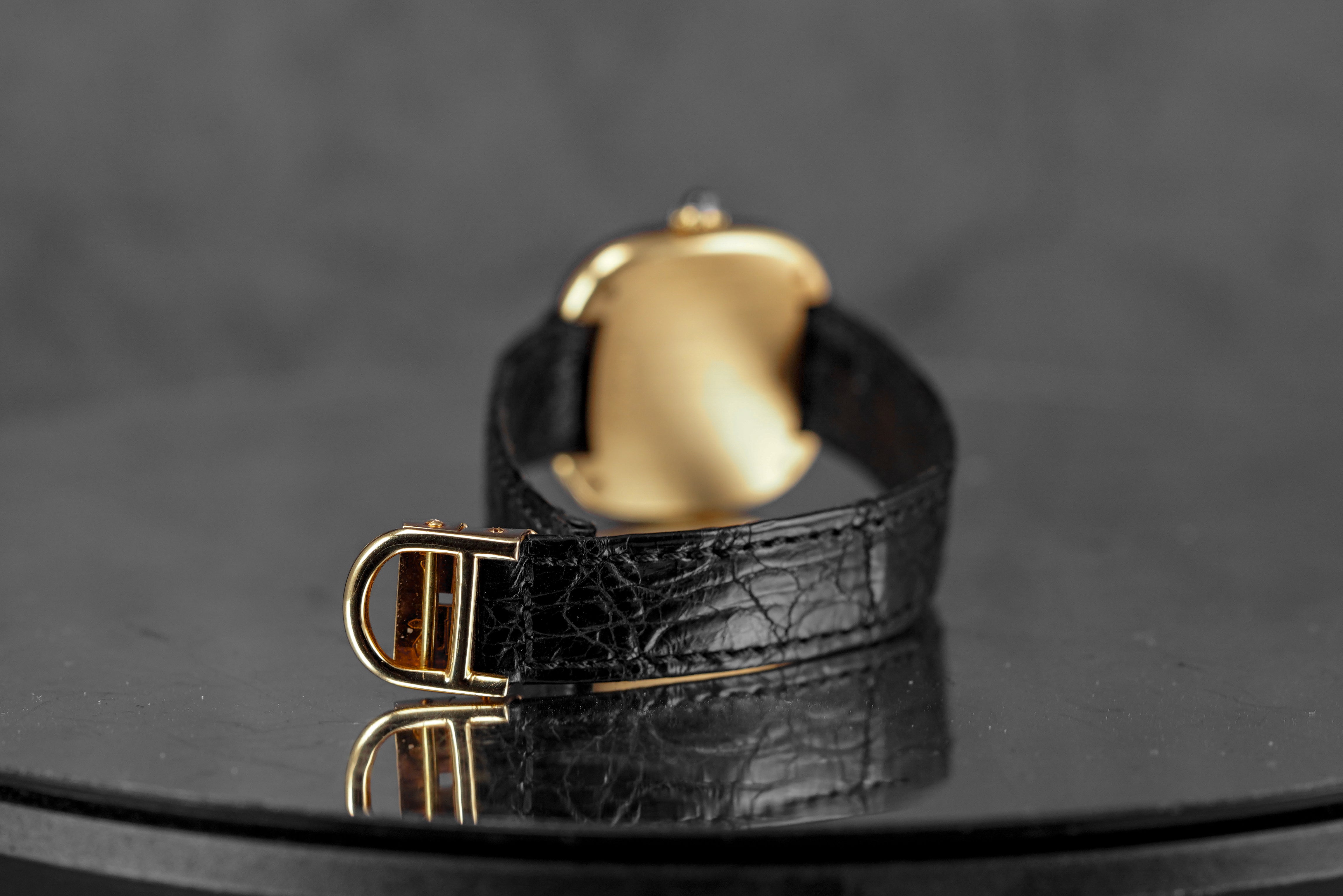 Harga Cartier Gondole Horizontale TV Screen