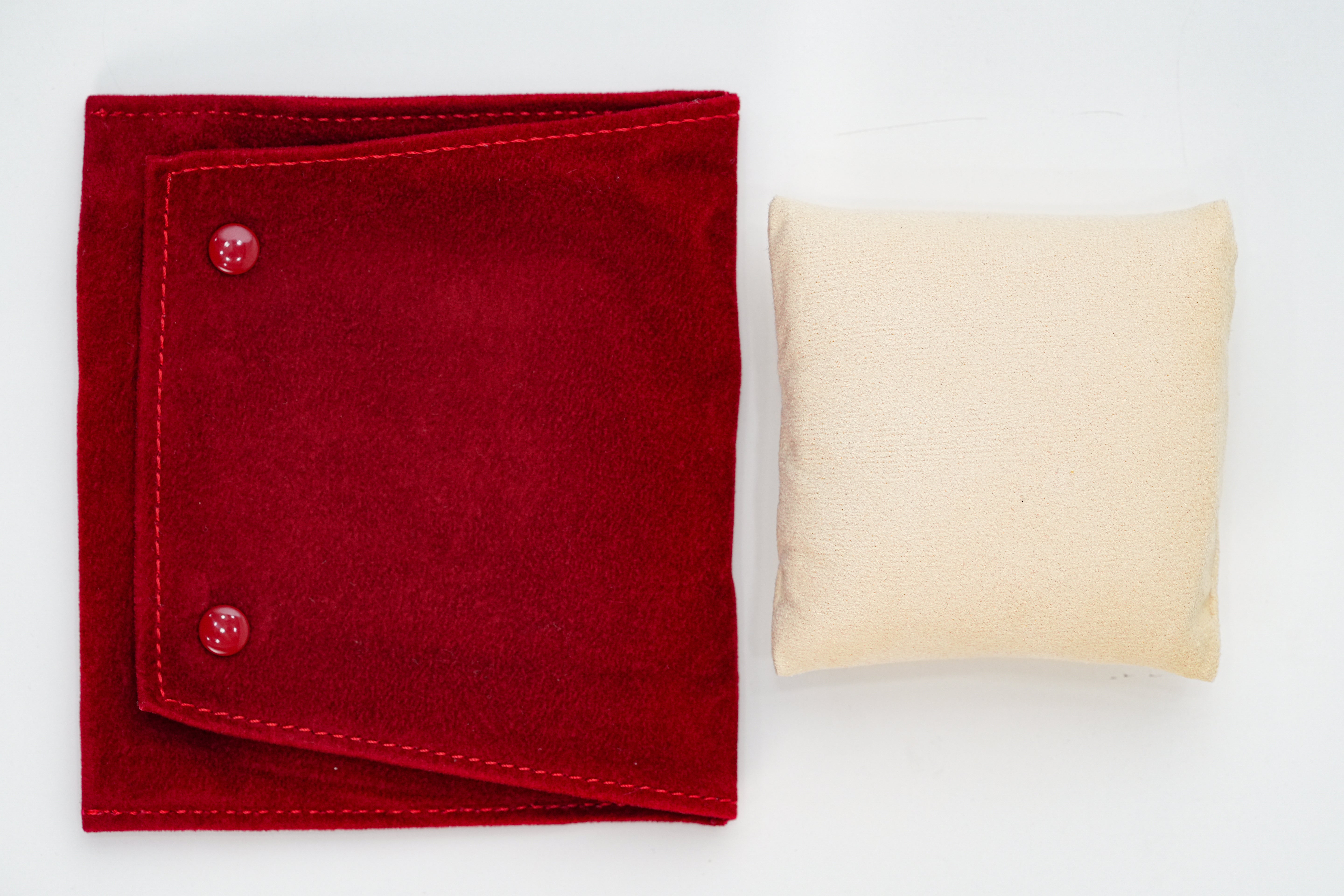 WATCH TRAVEL POUCH CARRY CASE RED SUEDE POCKETS (13 CM X 11 CM)