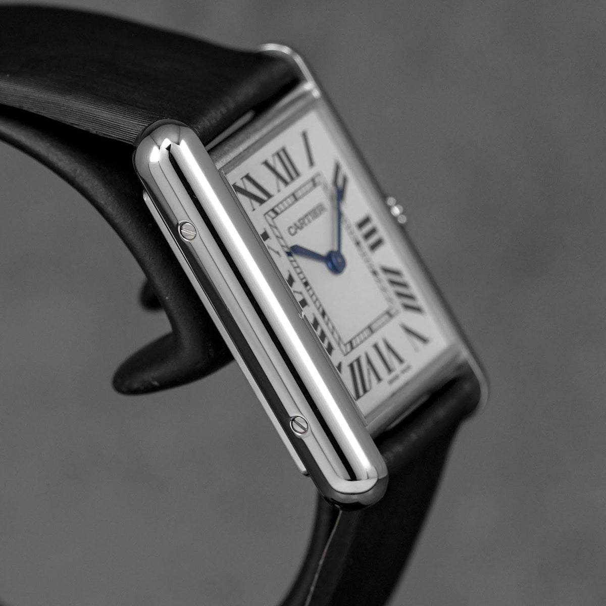Cartier Tank Must