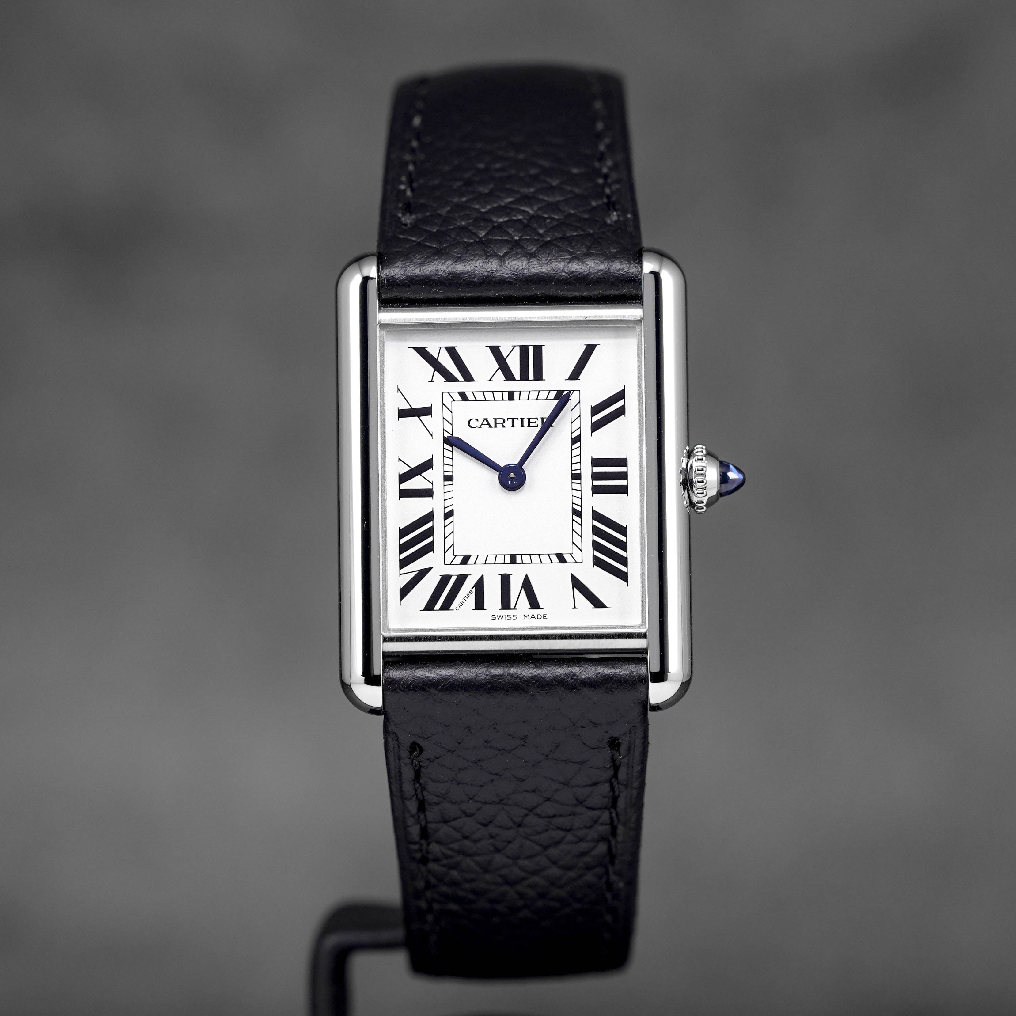 TANK MUST L SILVER DIAL (2026)