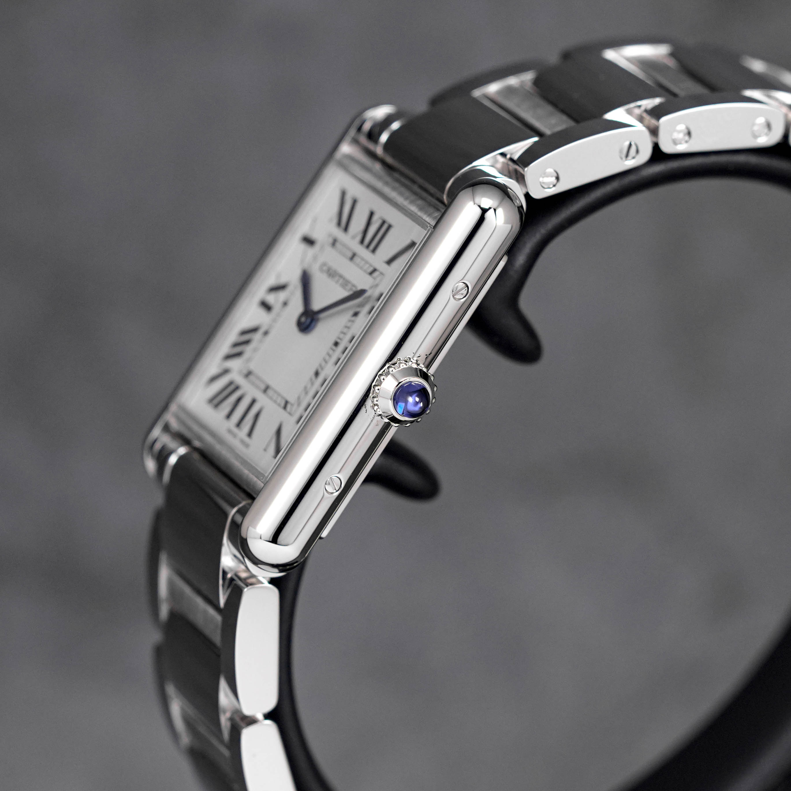 Cartier Tank Must