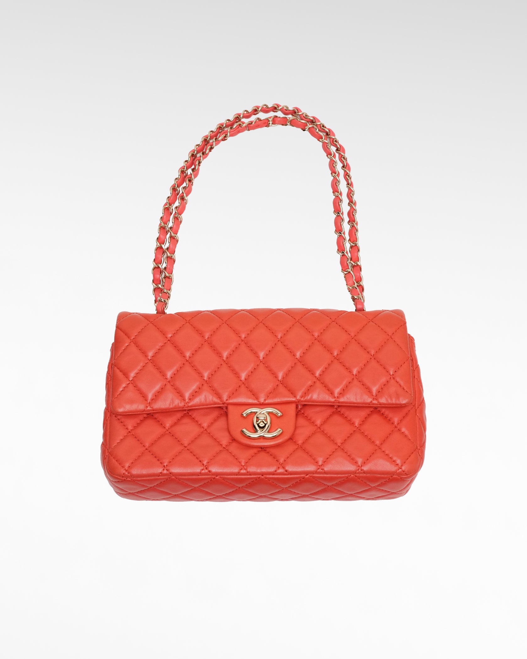 CLASSIC FLAP MEDIUM CORAL RED GOLD HARDWARE