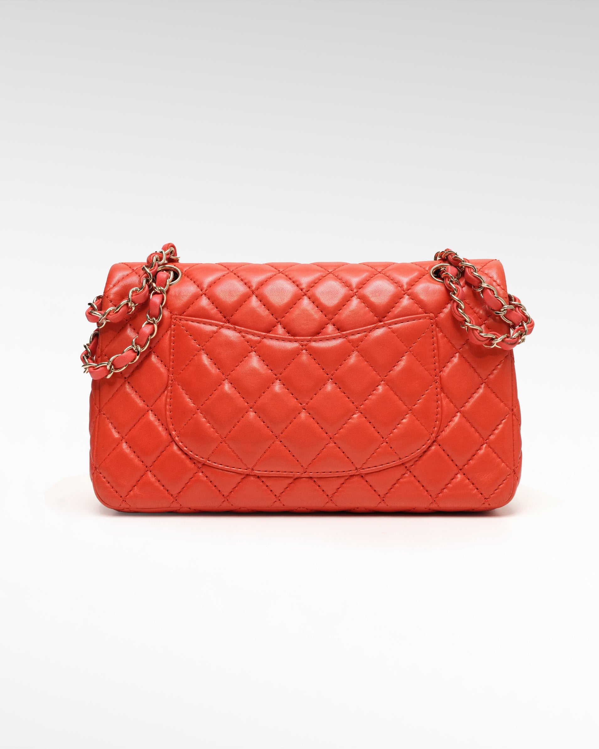 CLASSIC FLAP MEDIUM CORAL RED GOLD HARDWARE