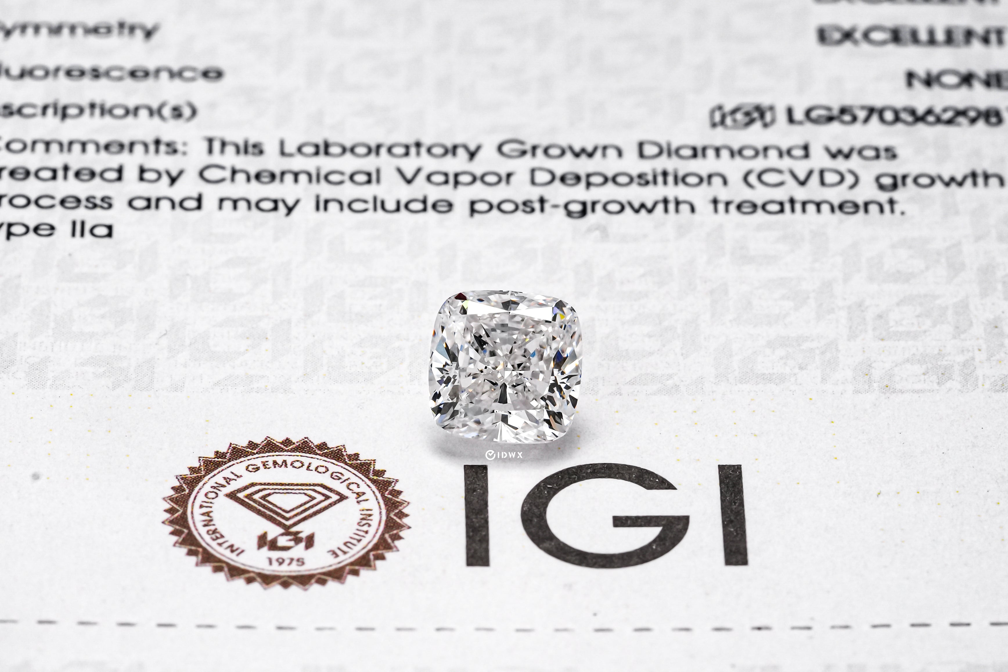 LAB GROWN DIAMOND BY IGI - CS 3CT / E-VS1